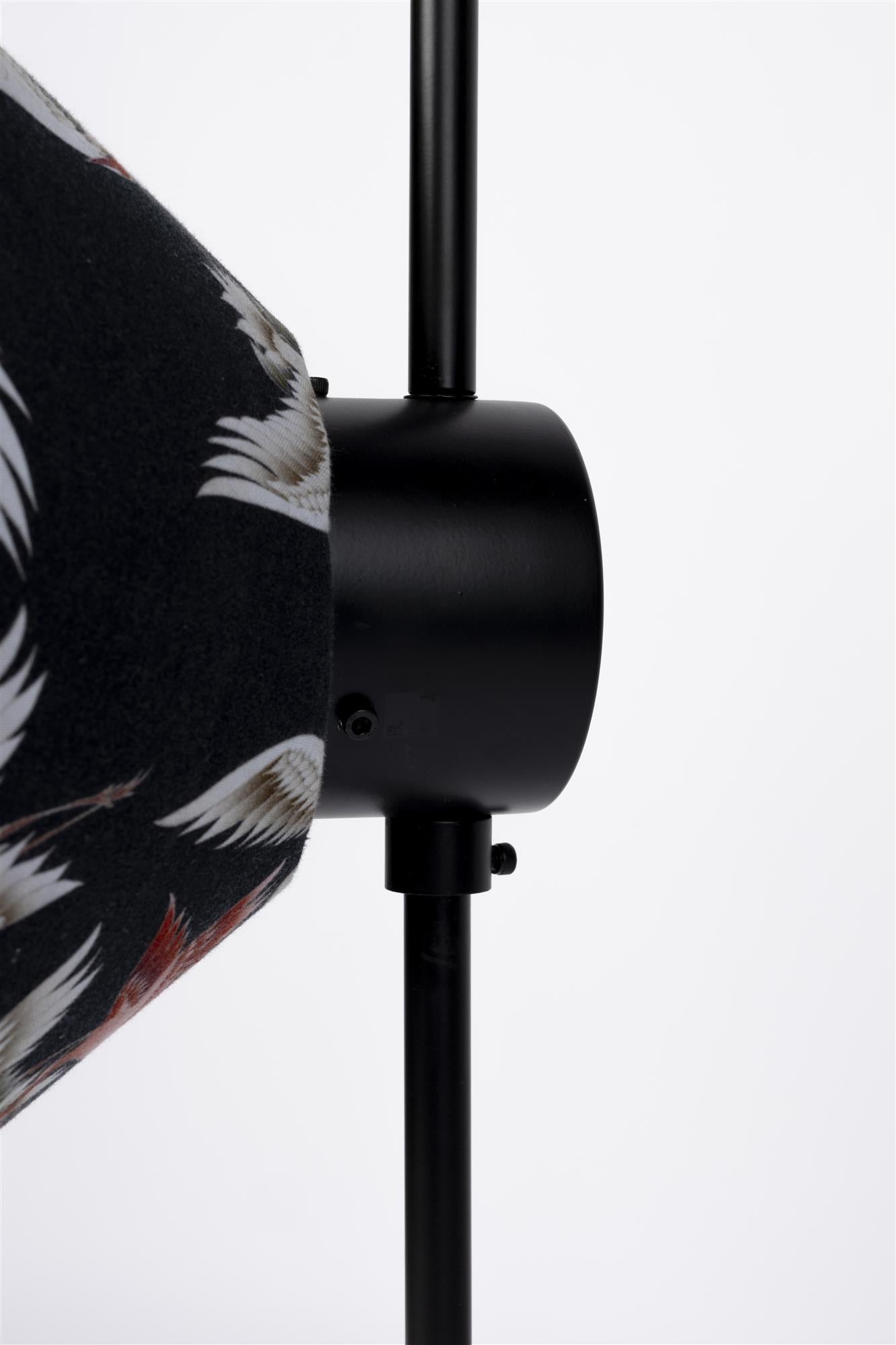 JAYLEE black table lamp