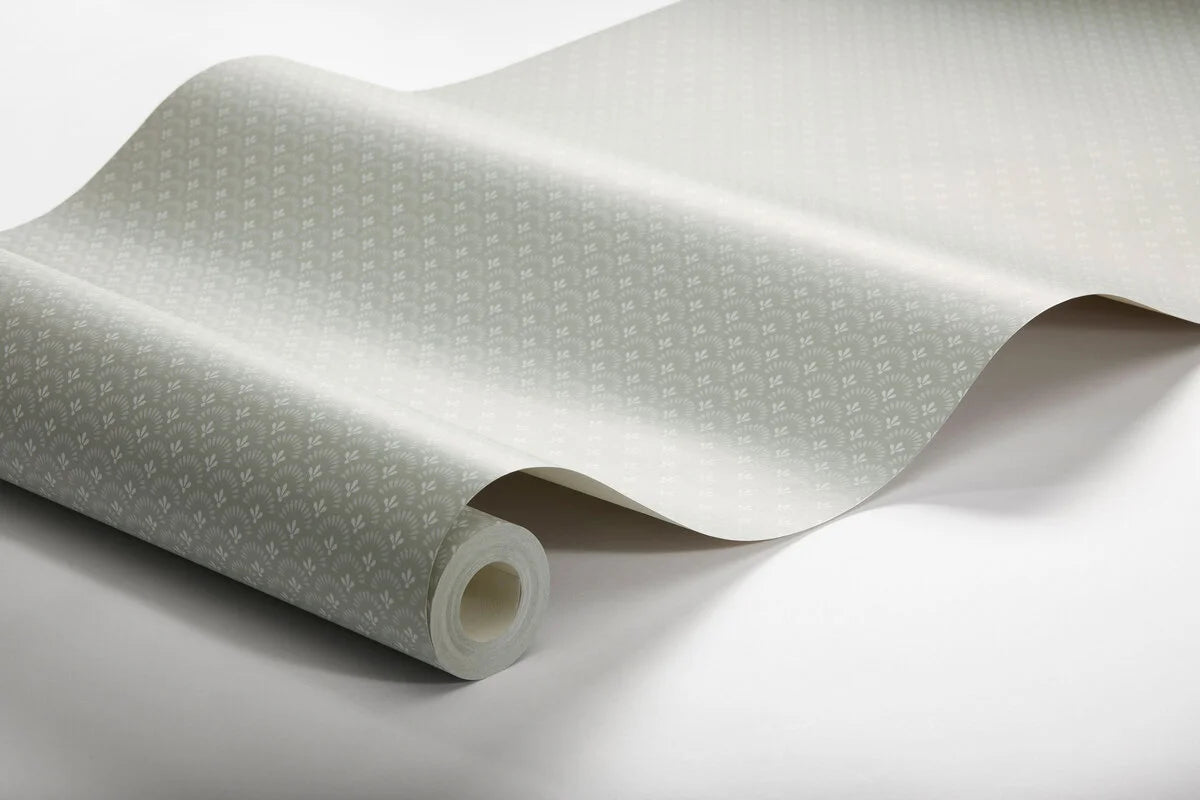 Geometric Wallpaper with Daisy Flower Motif in Green