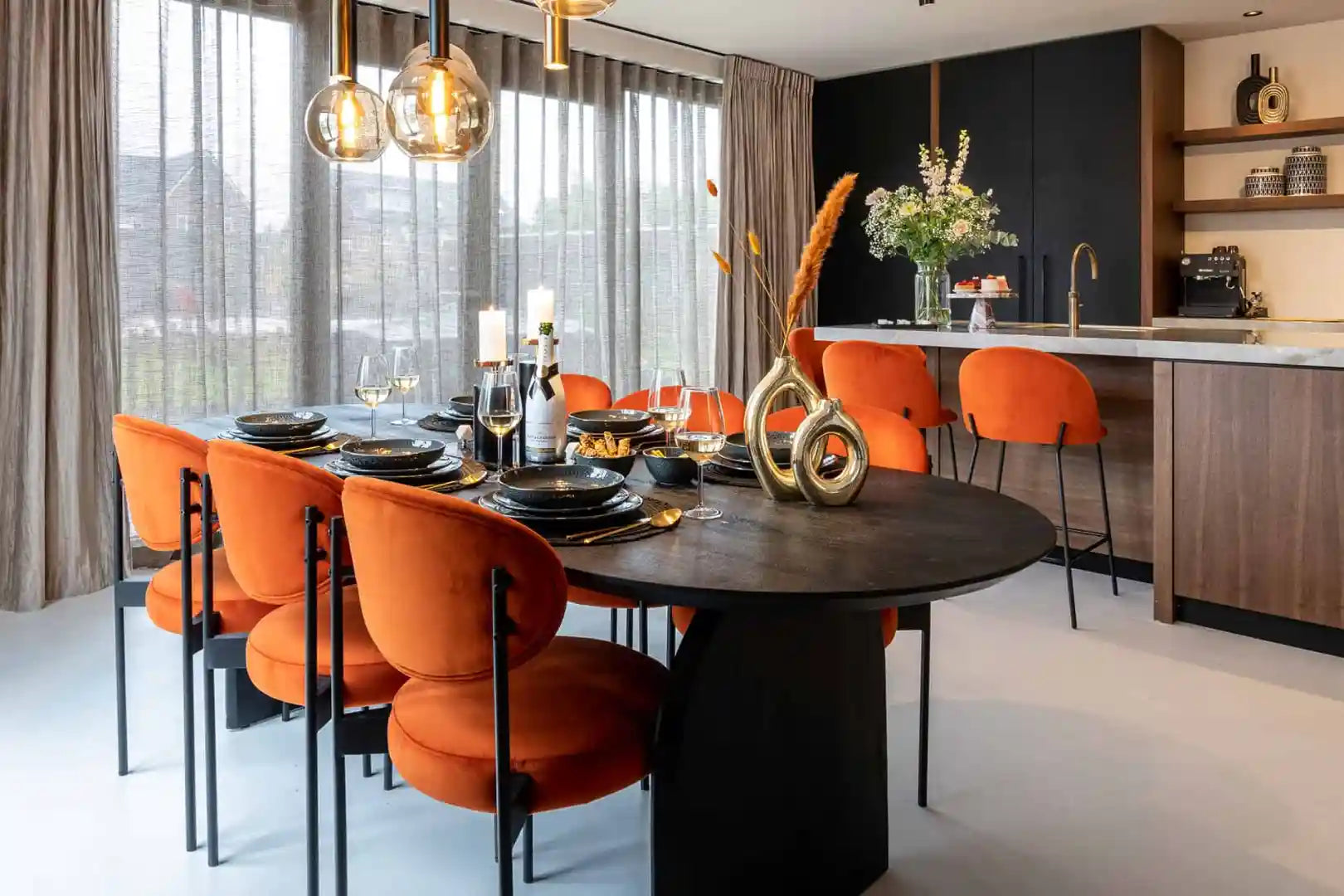 HUDSON Table Black Mango Wood