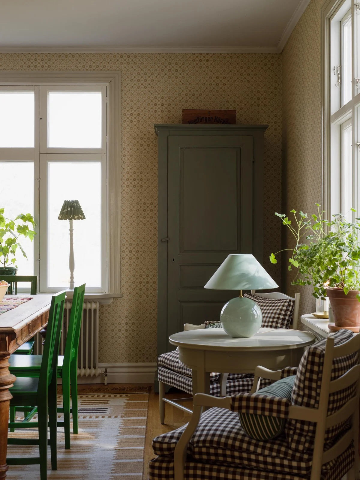 Paper non-woven wallpaper with geometric pattern STELLA light beige with yellow