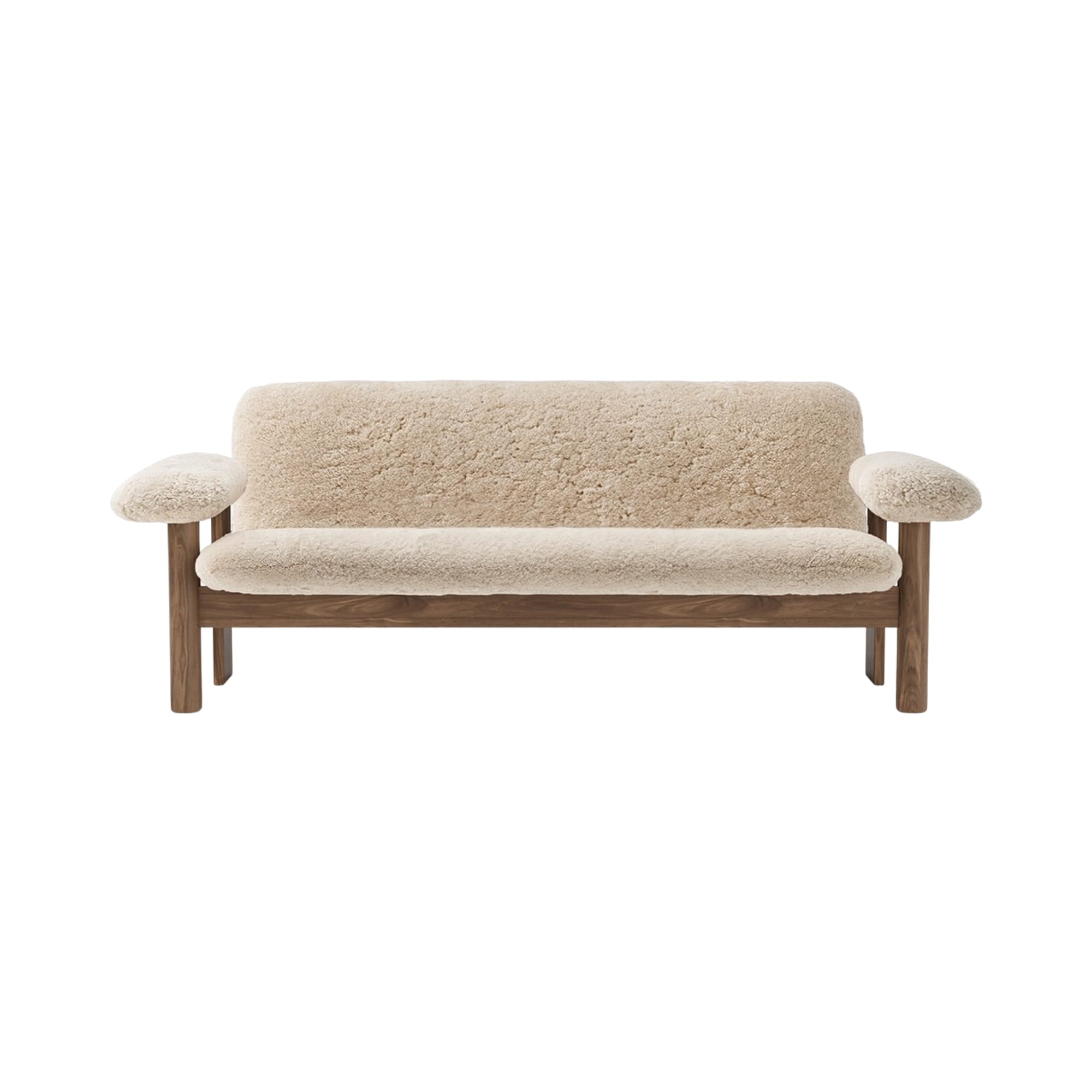 Sofa BRASILIA Schafsleder mit Nussbaumfuß [Julia]