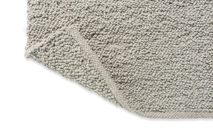 Gray bond rug