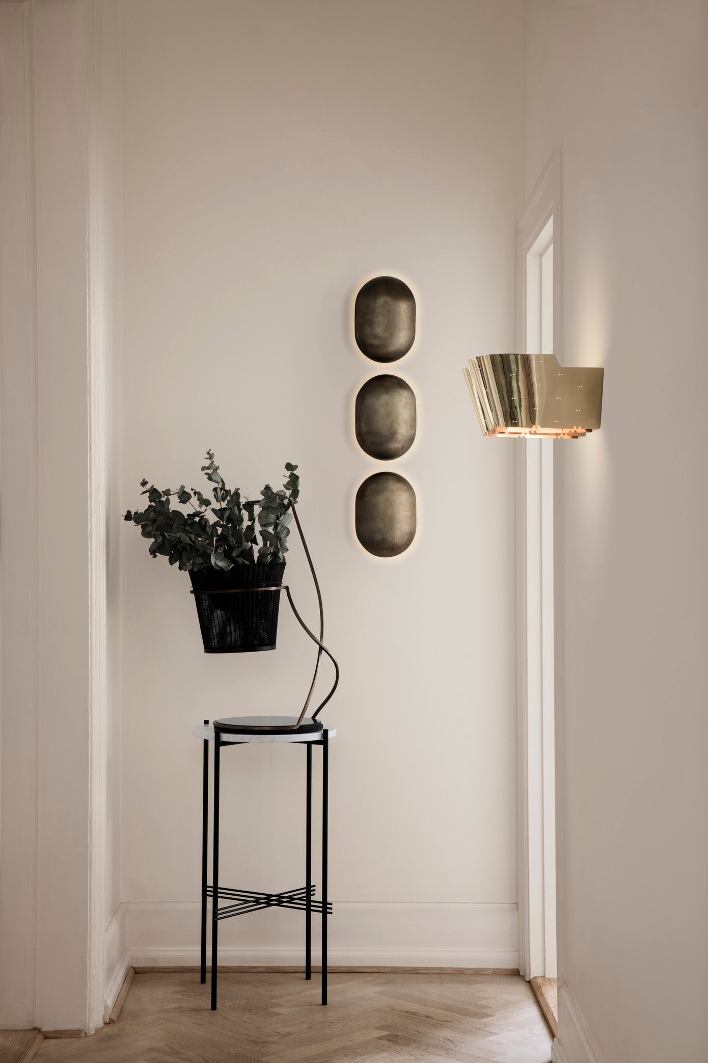 MATÉGOT planter black