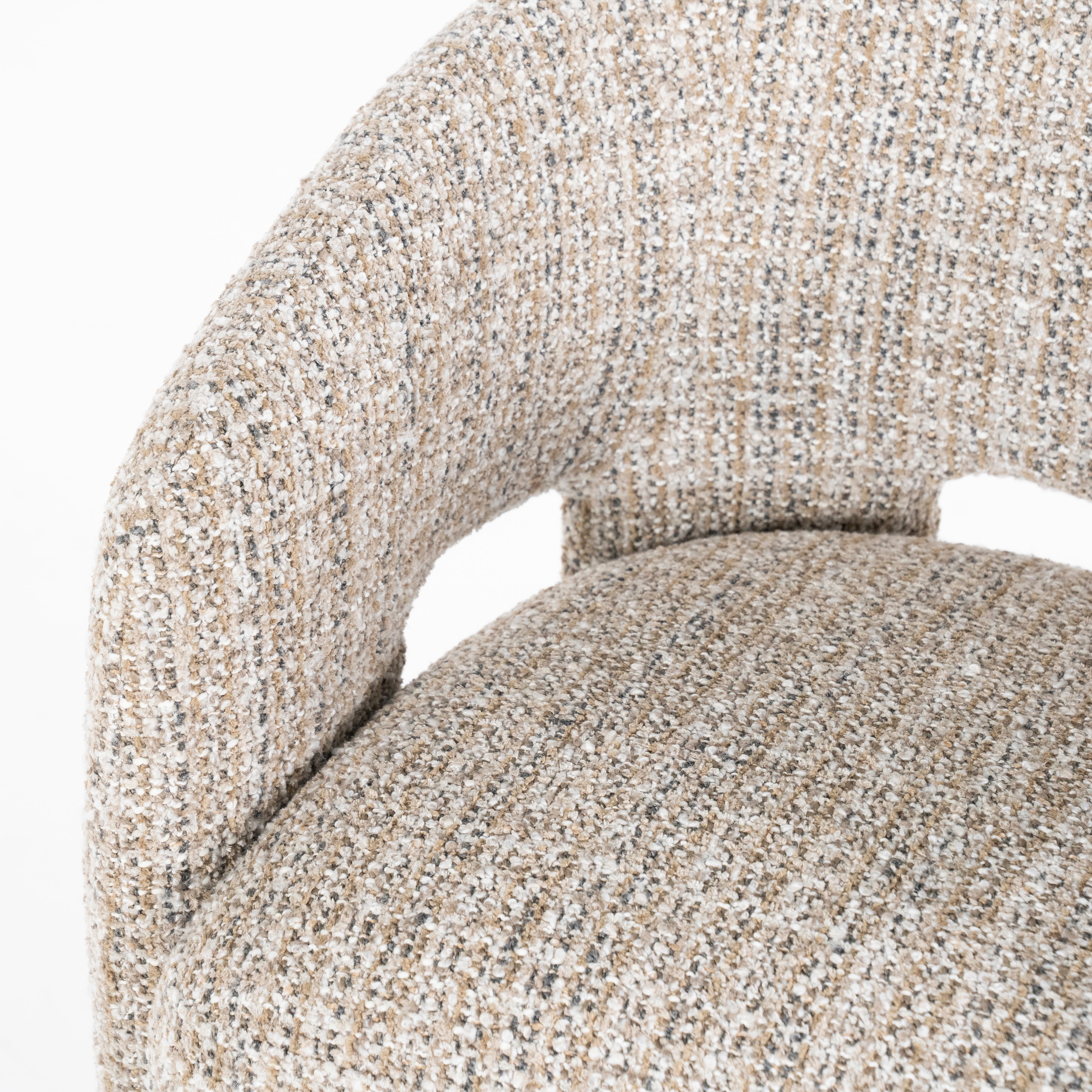 HAMILTON Armchair in Taupe