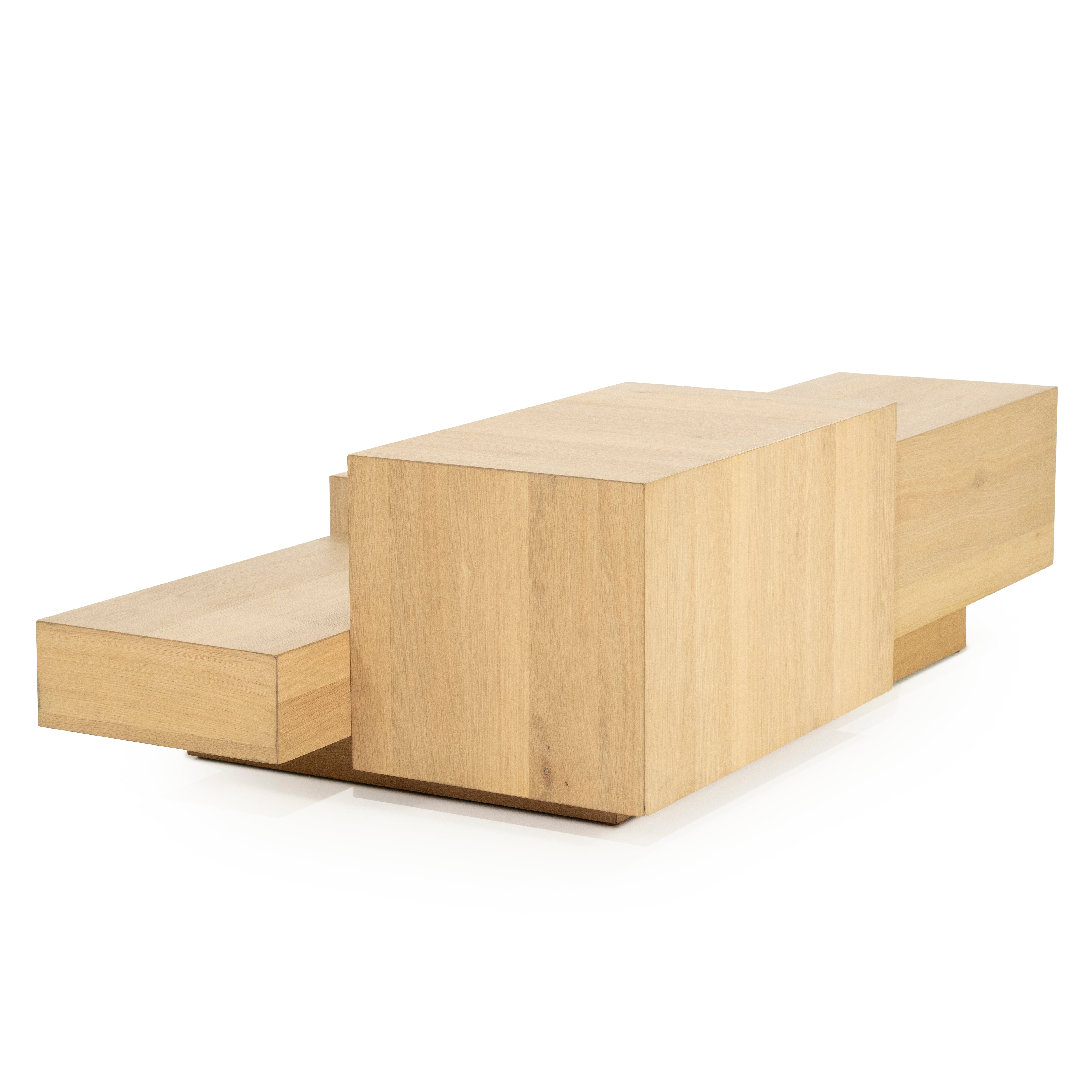 QUINTEN Oak Veneer Coffee Table