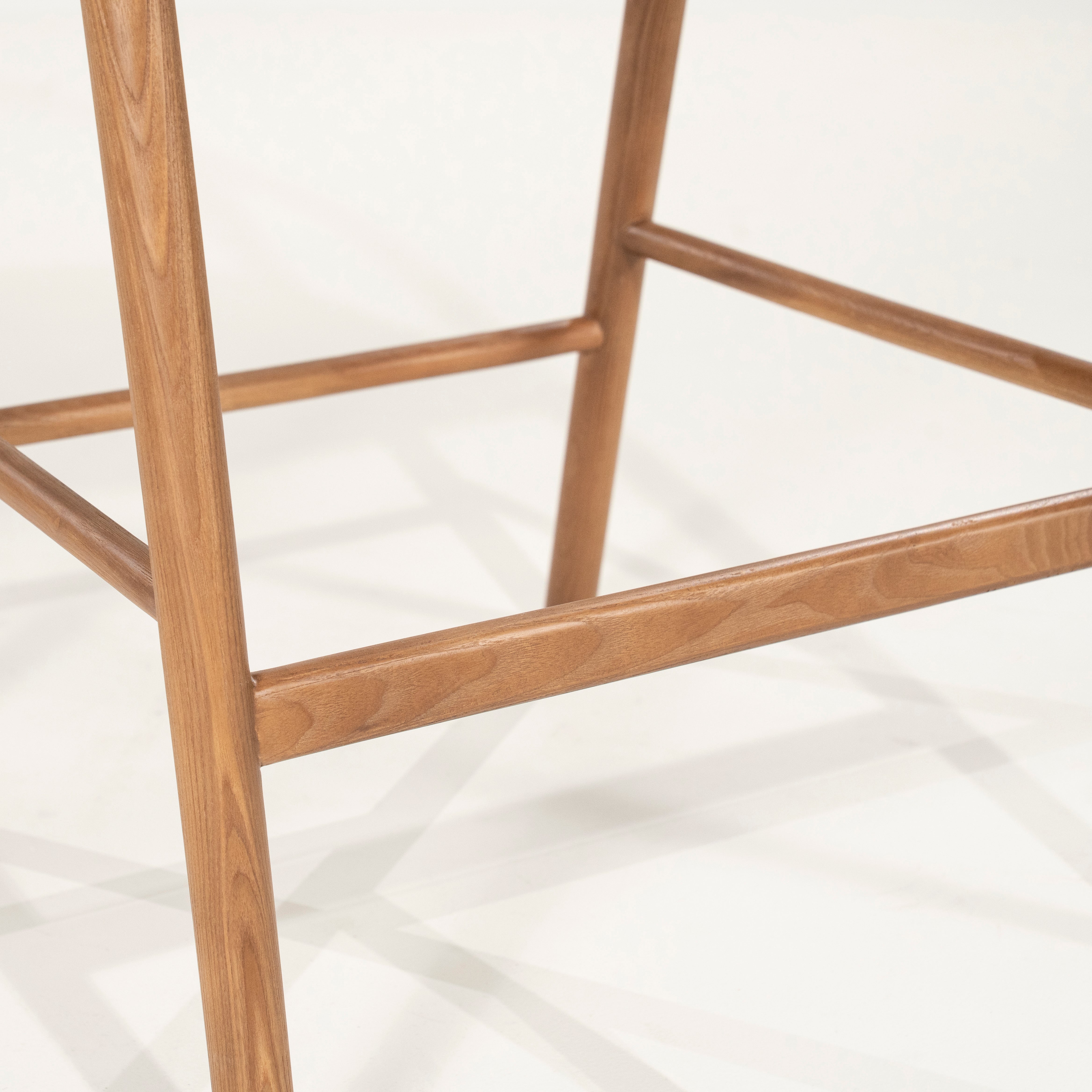 RAYVEN Ash Wood Stool