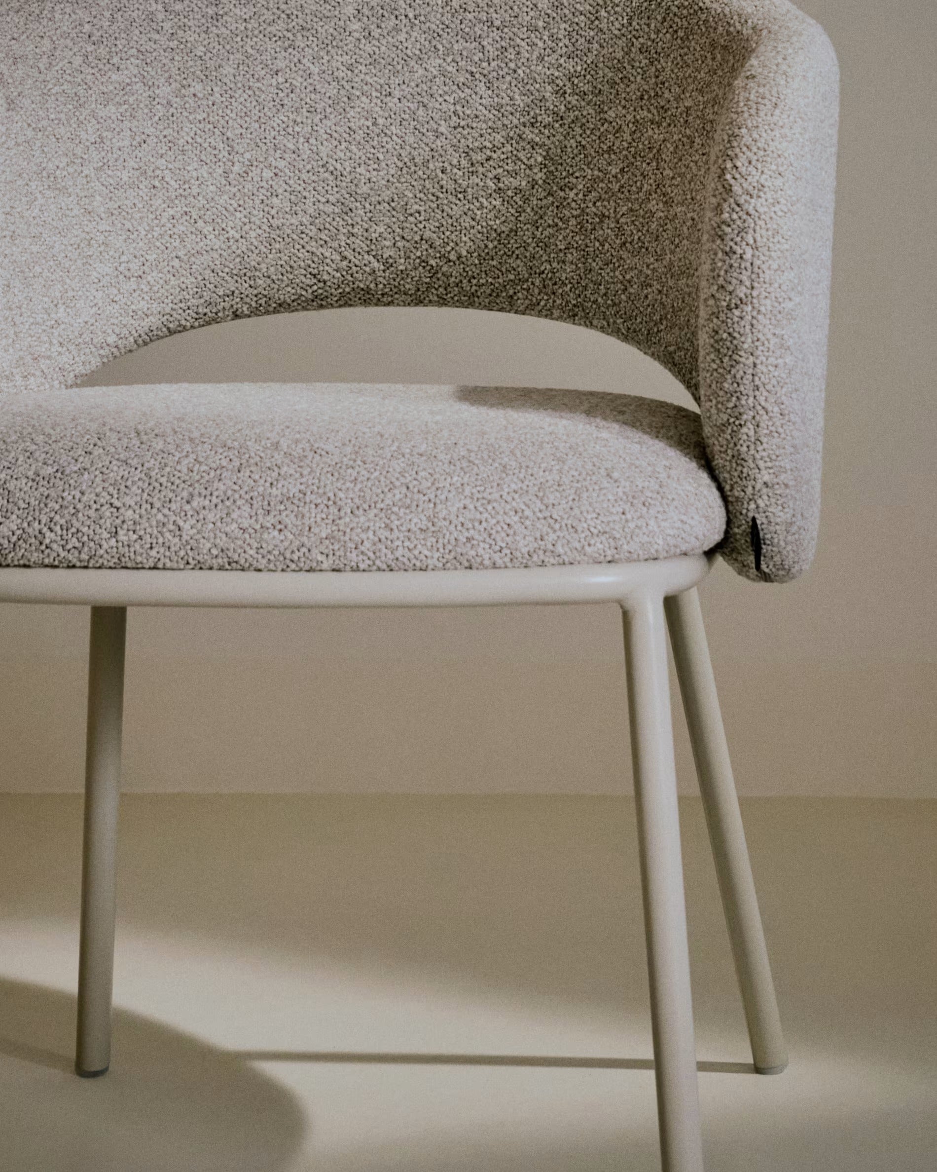 MAINA Stuhl beige Chenille