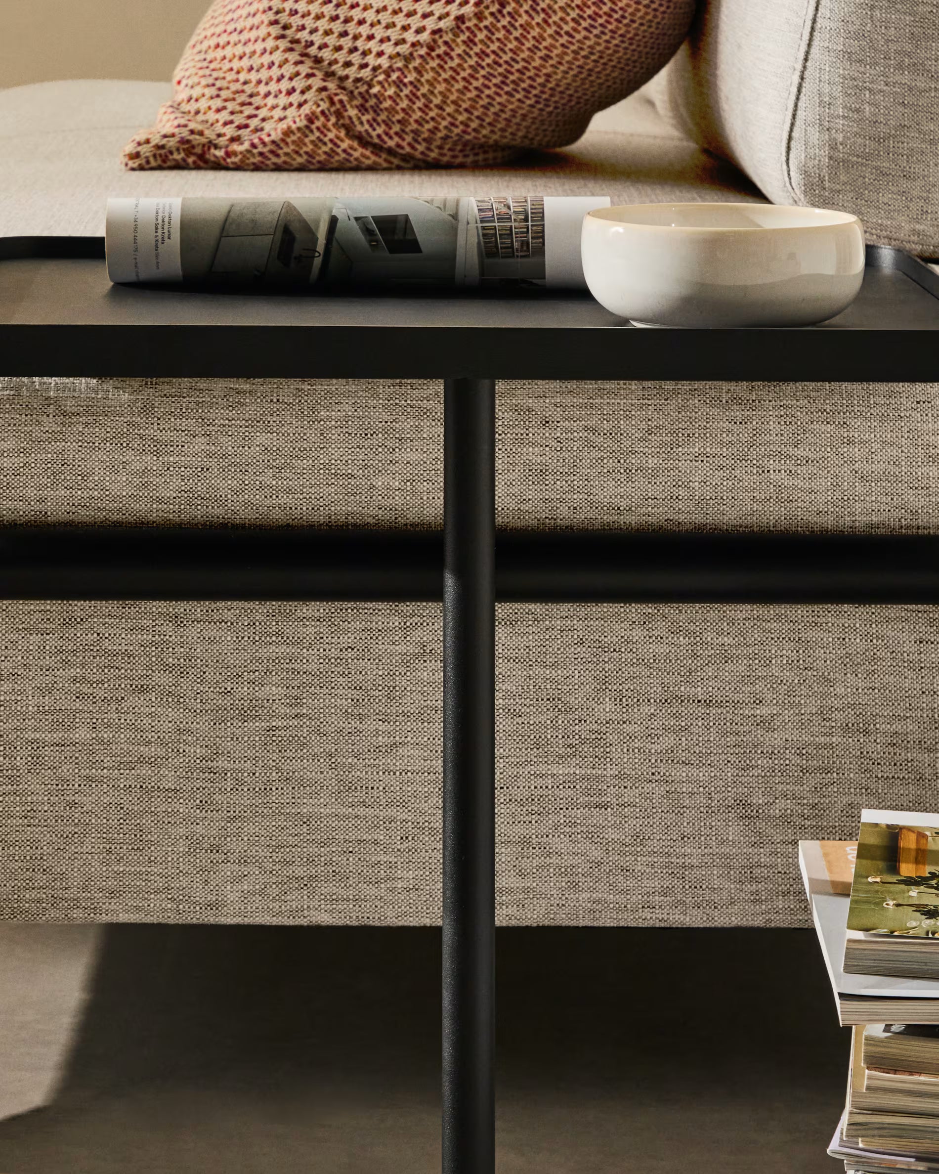 Left-facing 2-seater sofa with shelf COMPO in gray-beige with black base