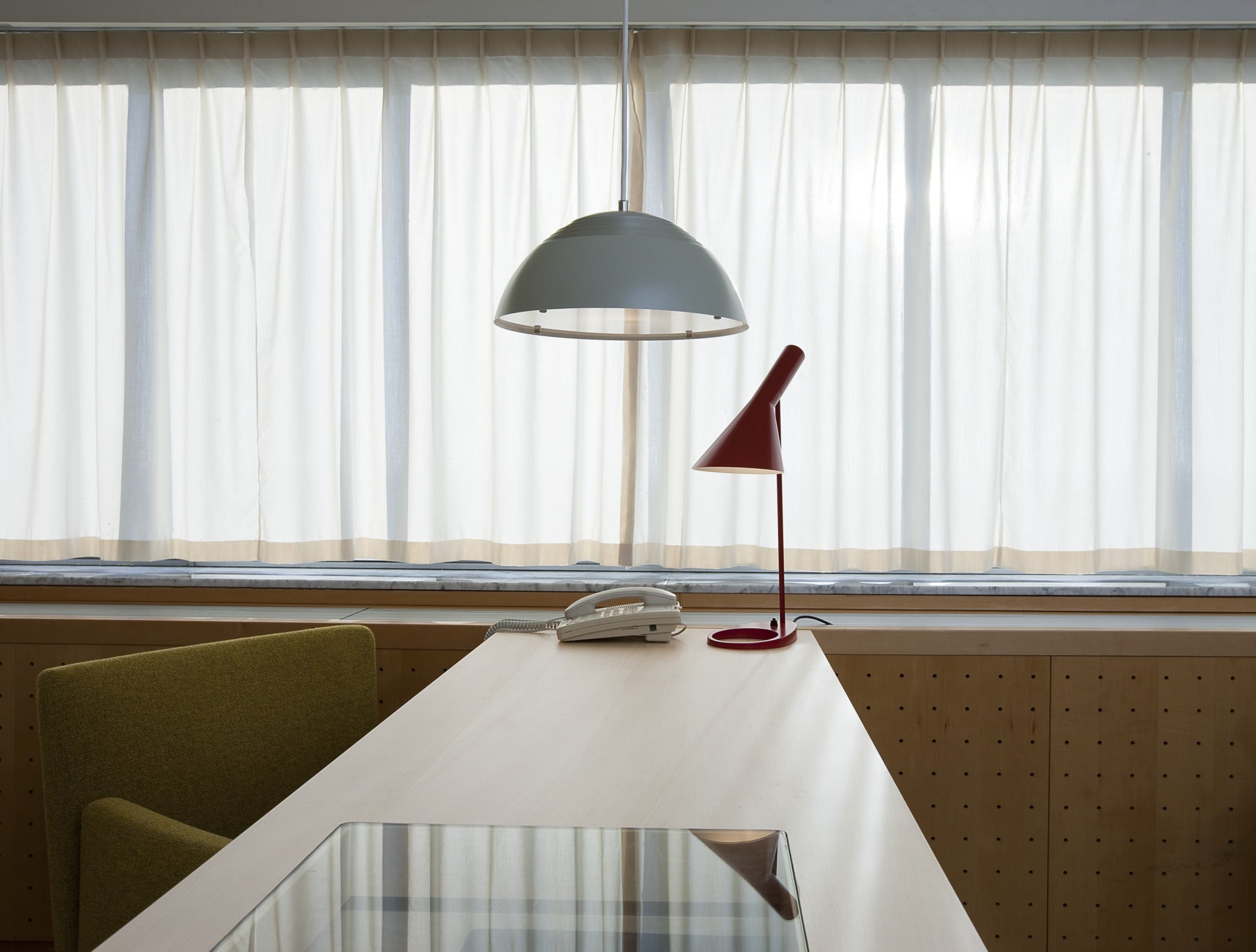 Lampa wisząca AJ ROYAL biały