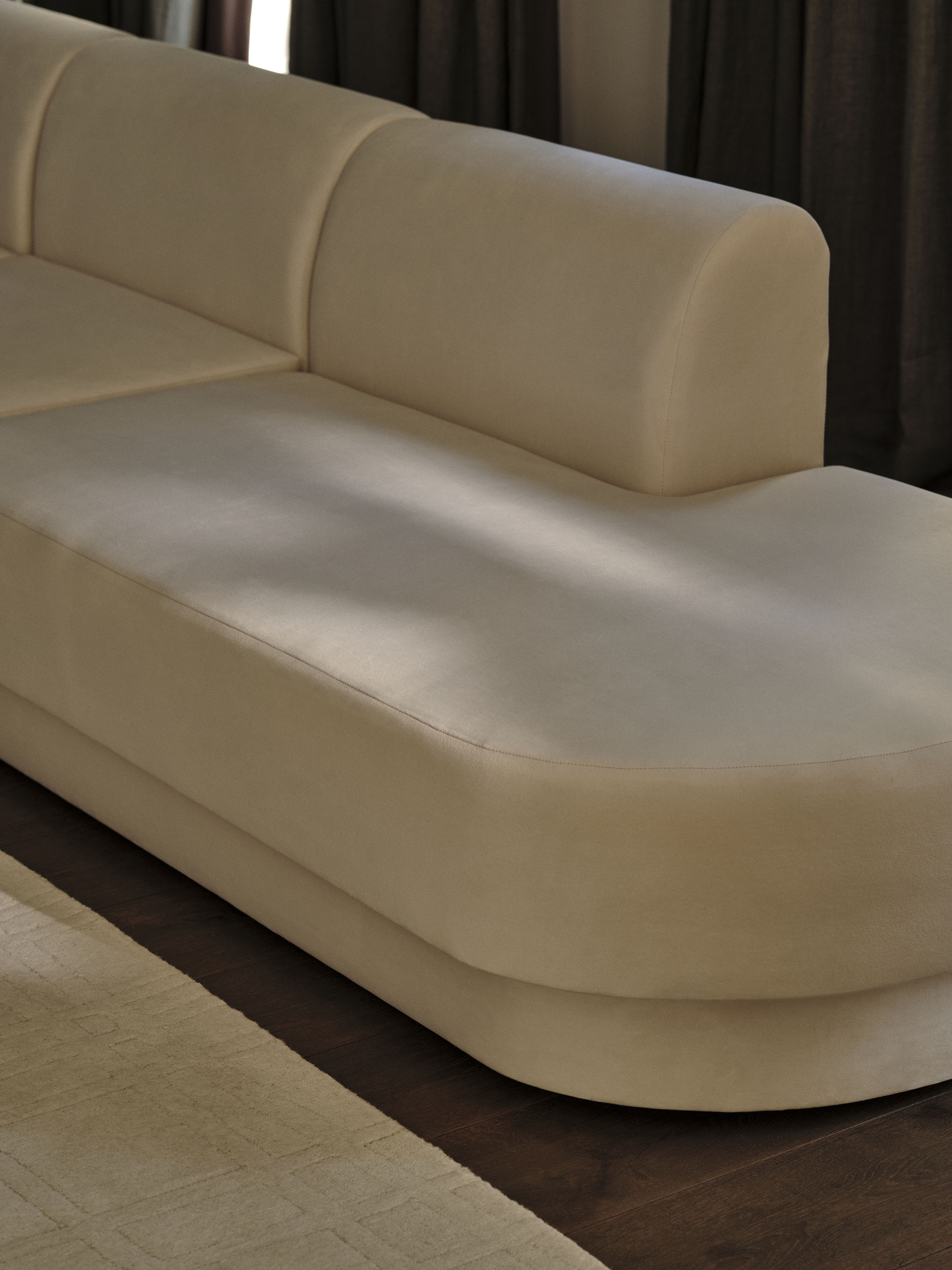 Modulares Samt-Ecksofa rechtsseitig für 7 Personen MILEY königsblau