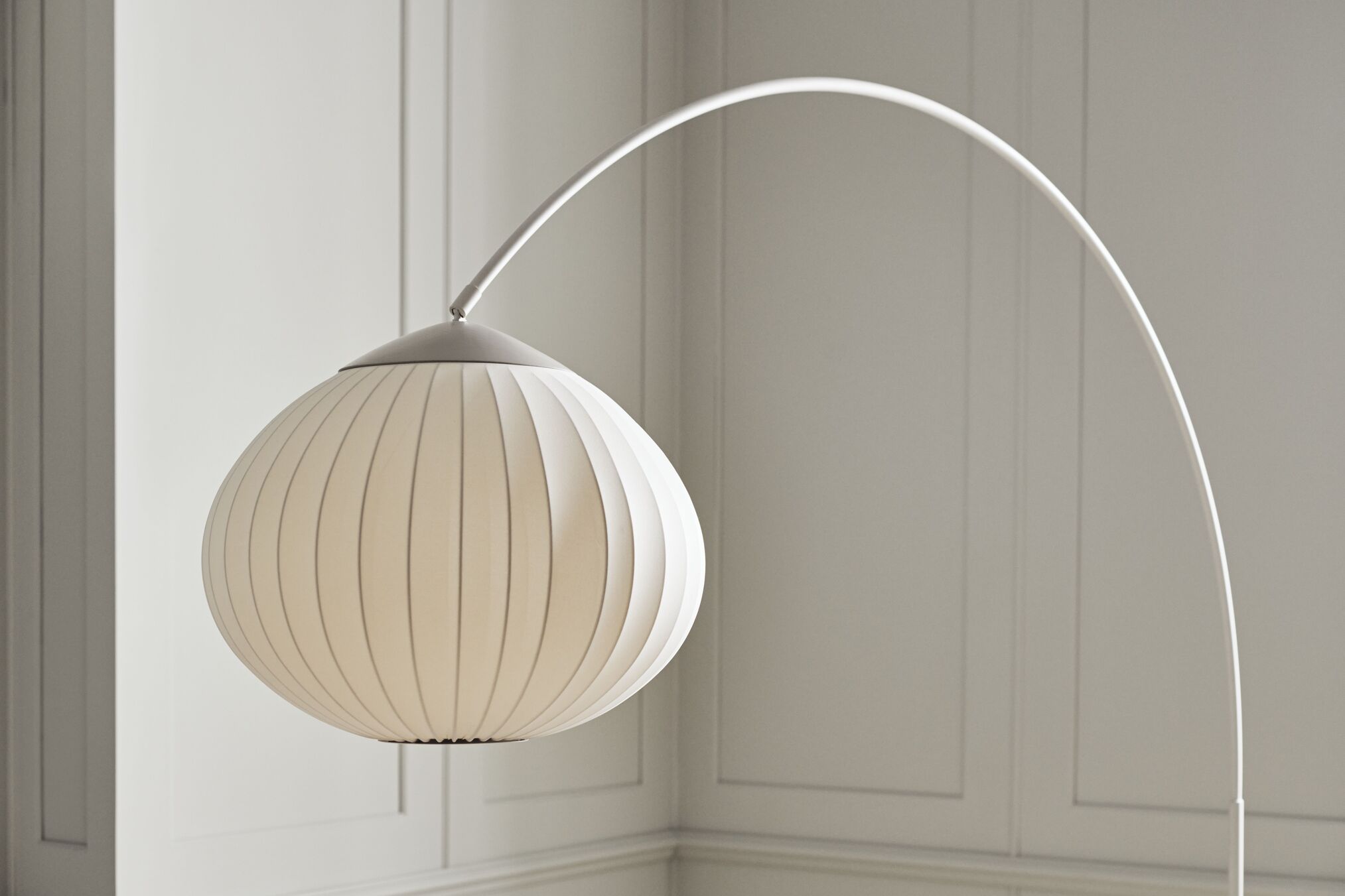 Arc floor lamp ACORN beige with travertine base