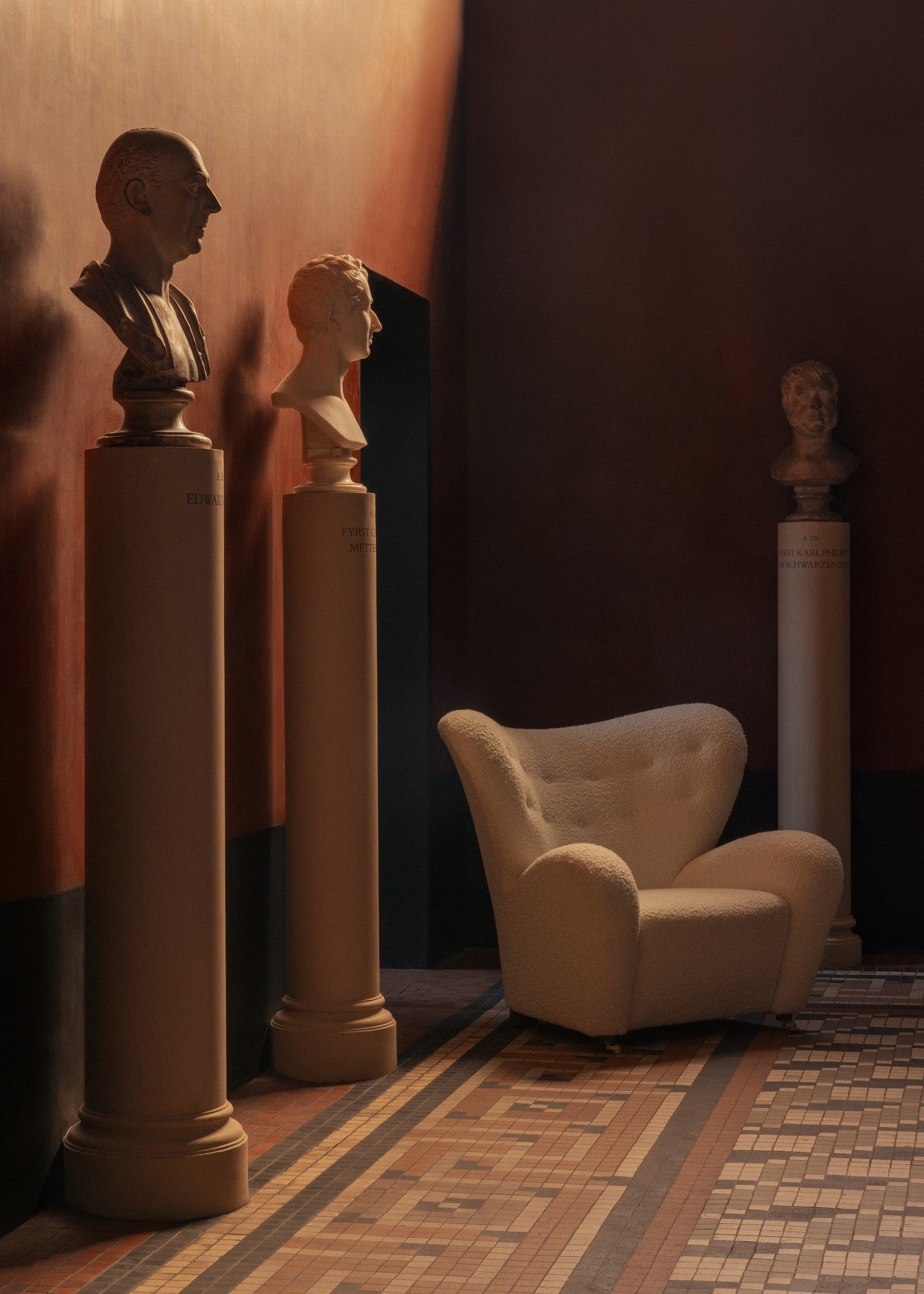 THE TIRED MAN Armchair sheepskin