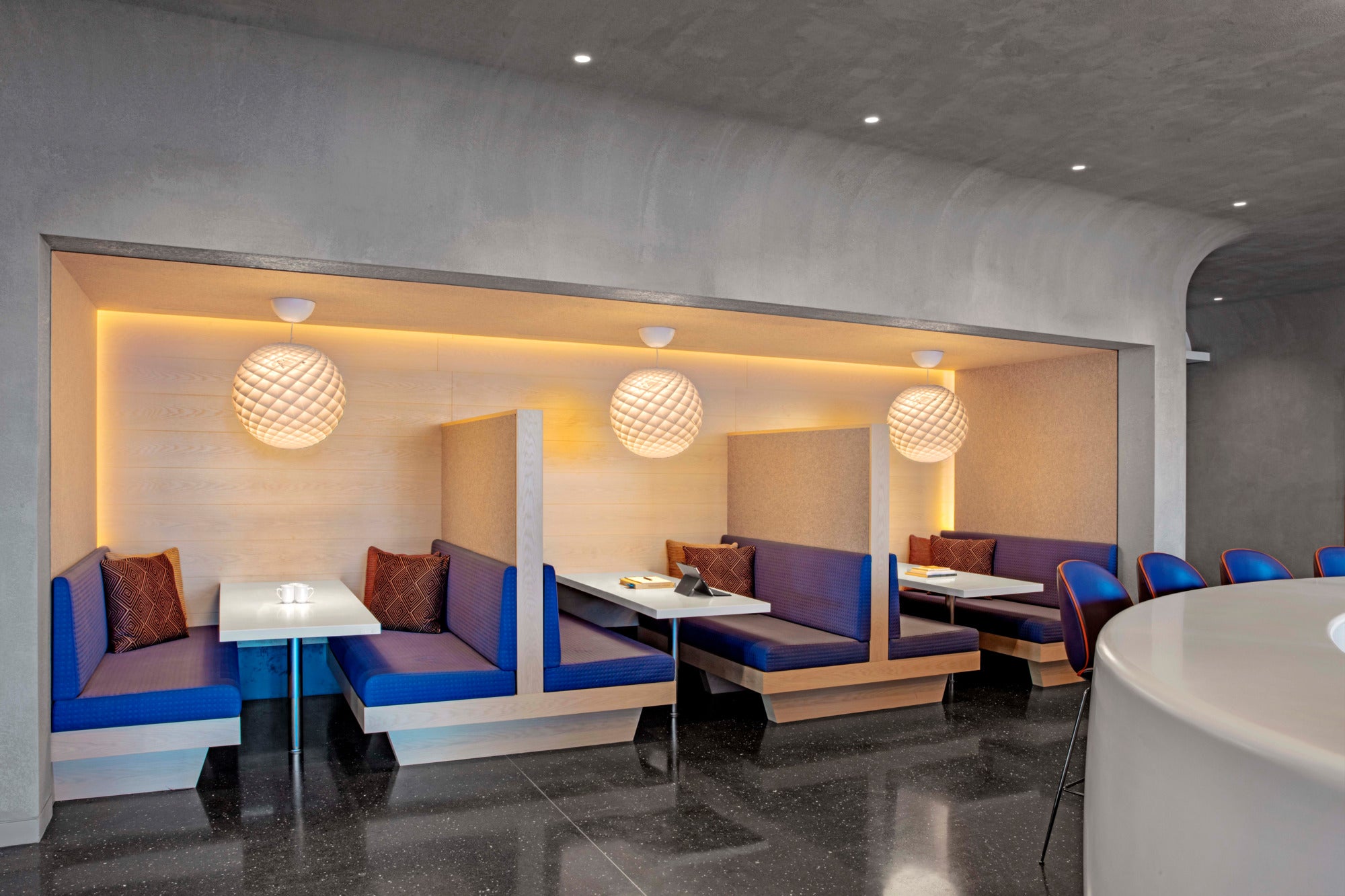 Pendant lamp PATERA white