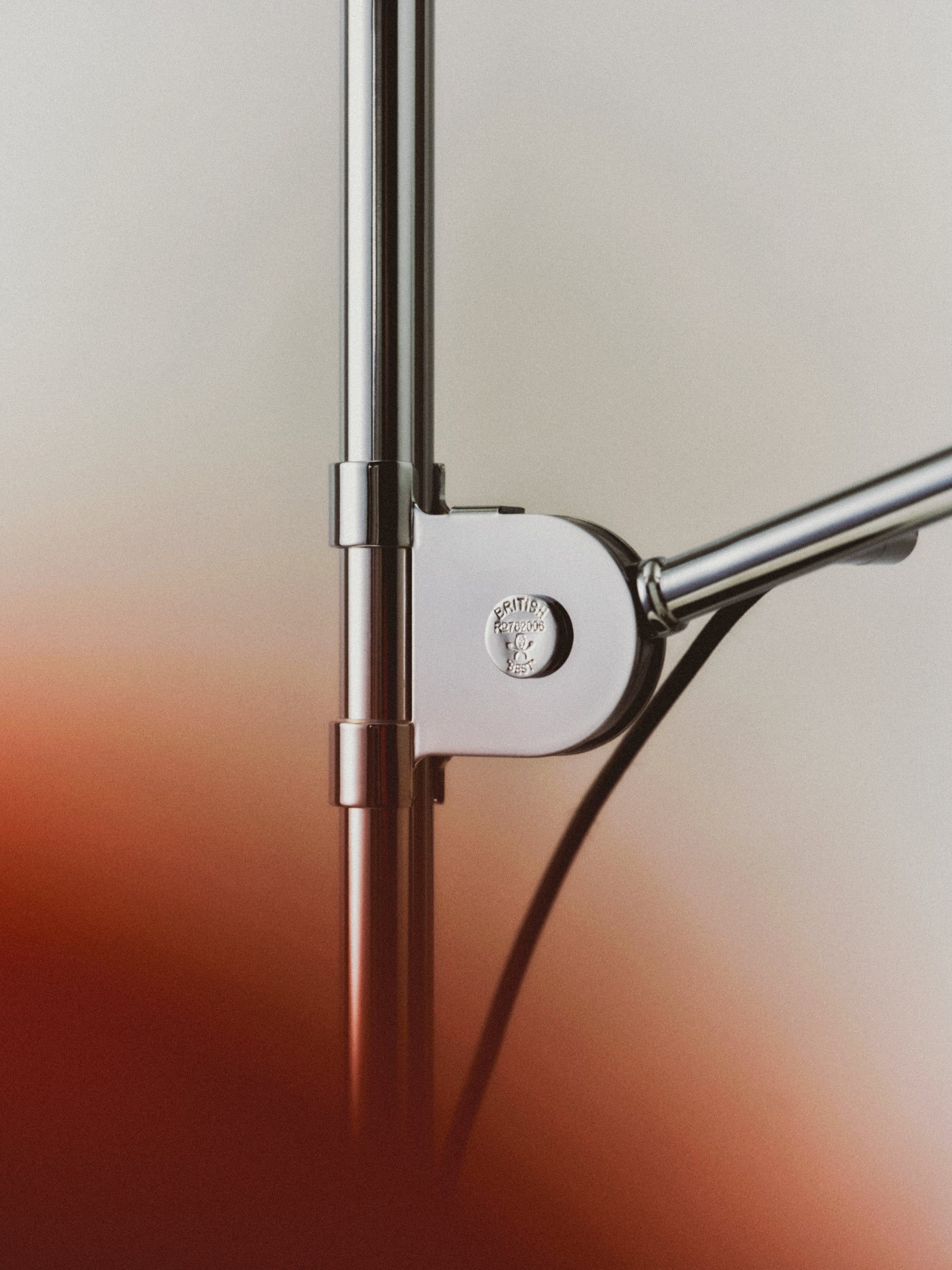 BESTLITE BL3 floor lamp in brass with a porcelain shade