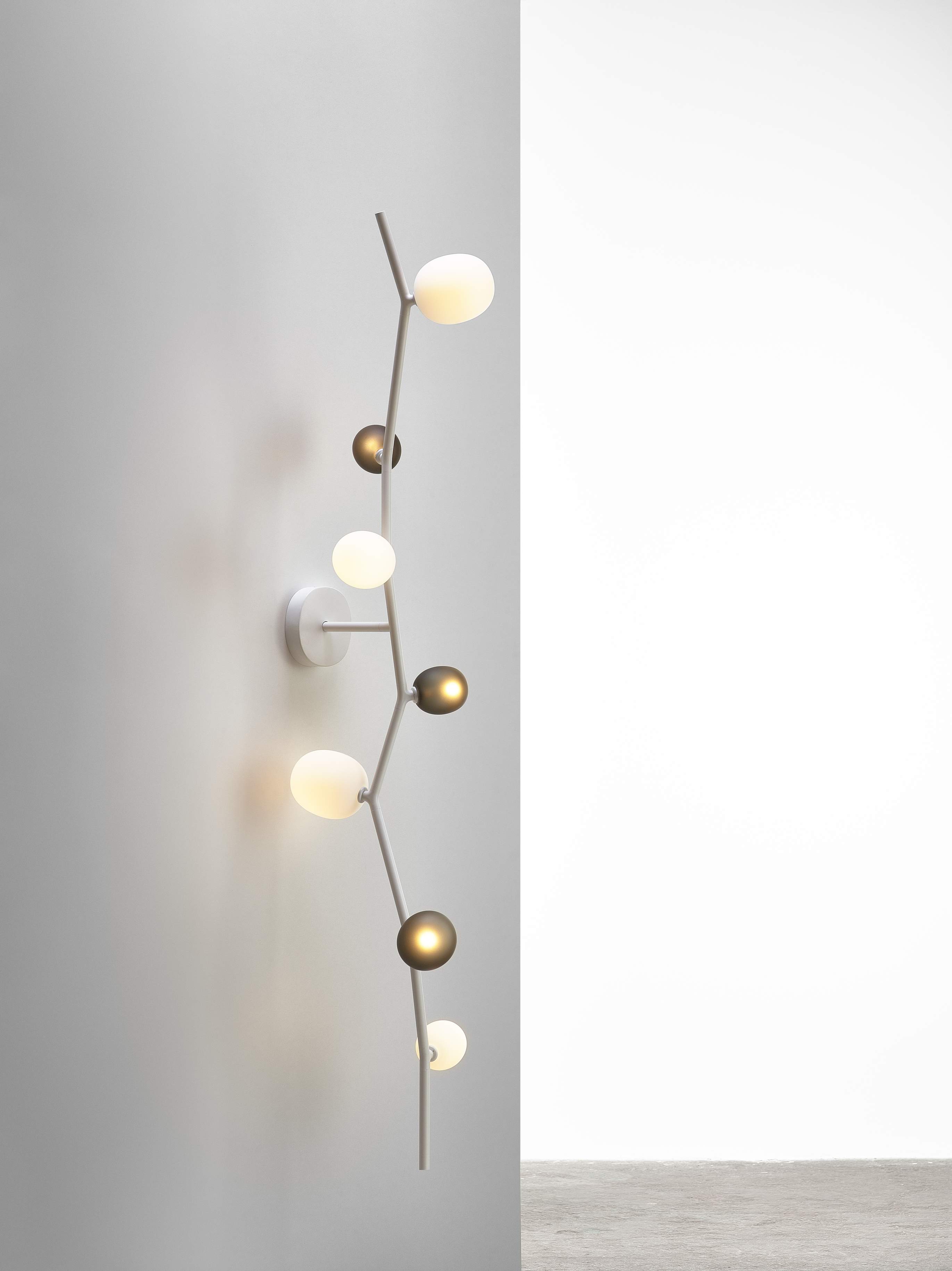 Ivy Matte Glaswandlampe