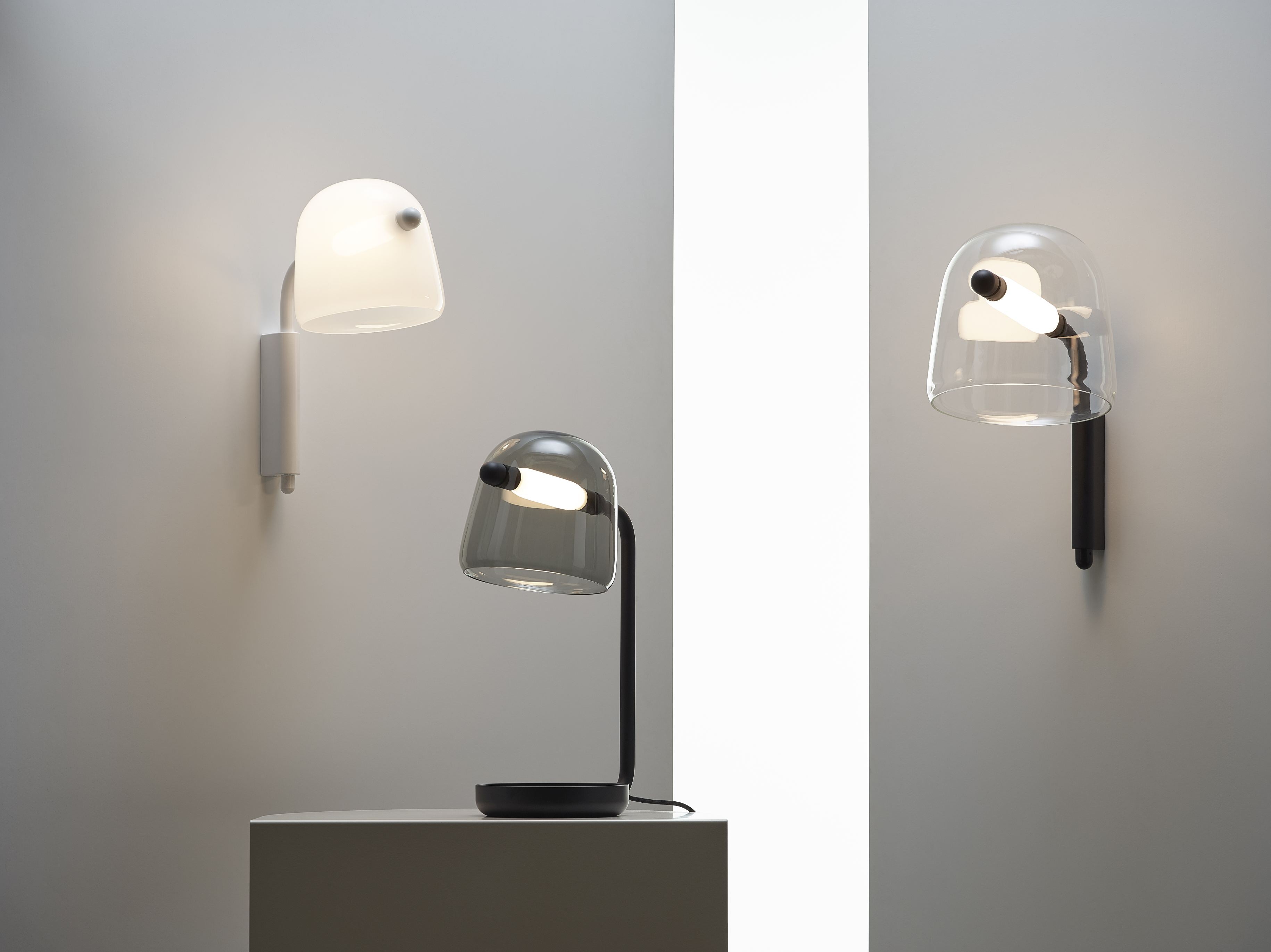 Tischlampe kann eine schwarze Basis sein
