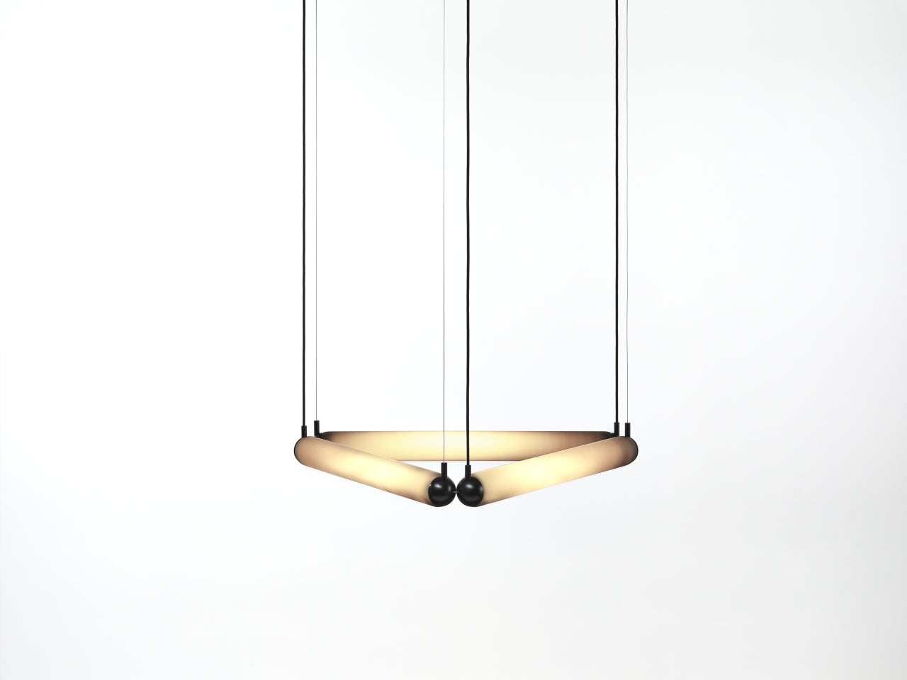 Puro Contour Hanging Lamp - Dreieck mattes Glas