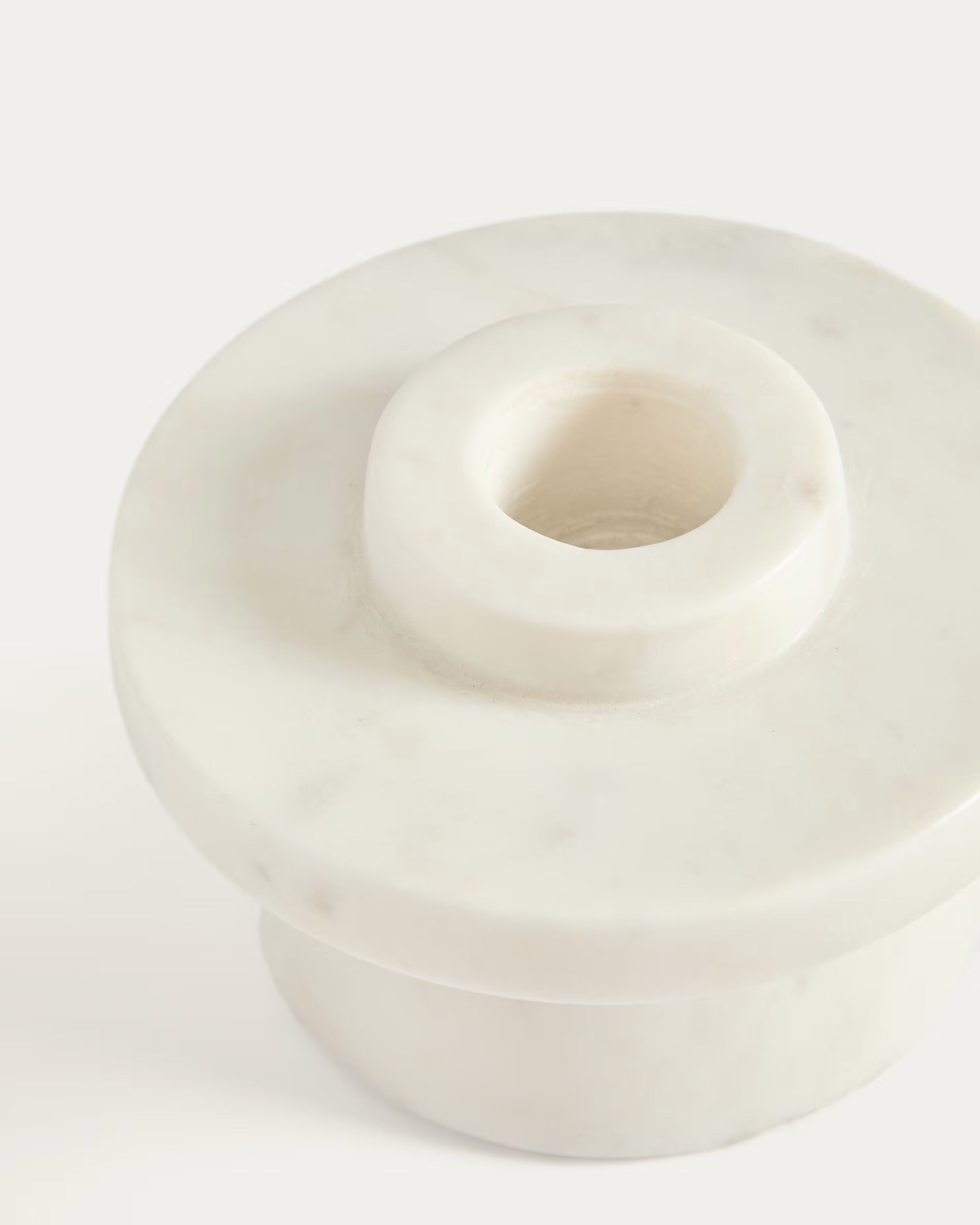 ZALVORI Candle Holder White Marble