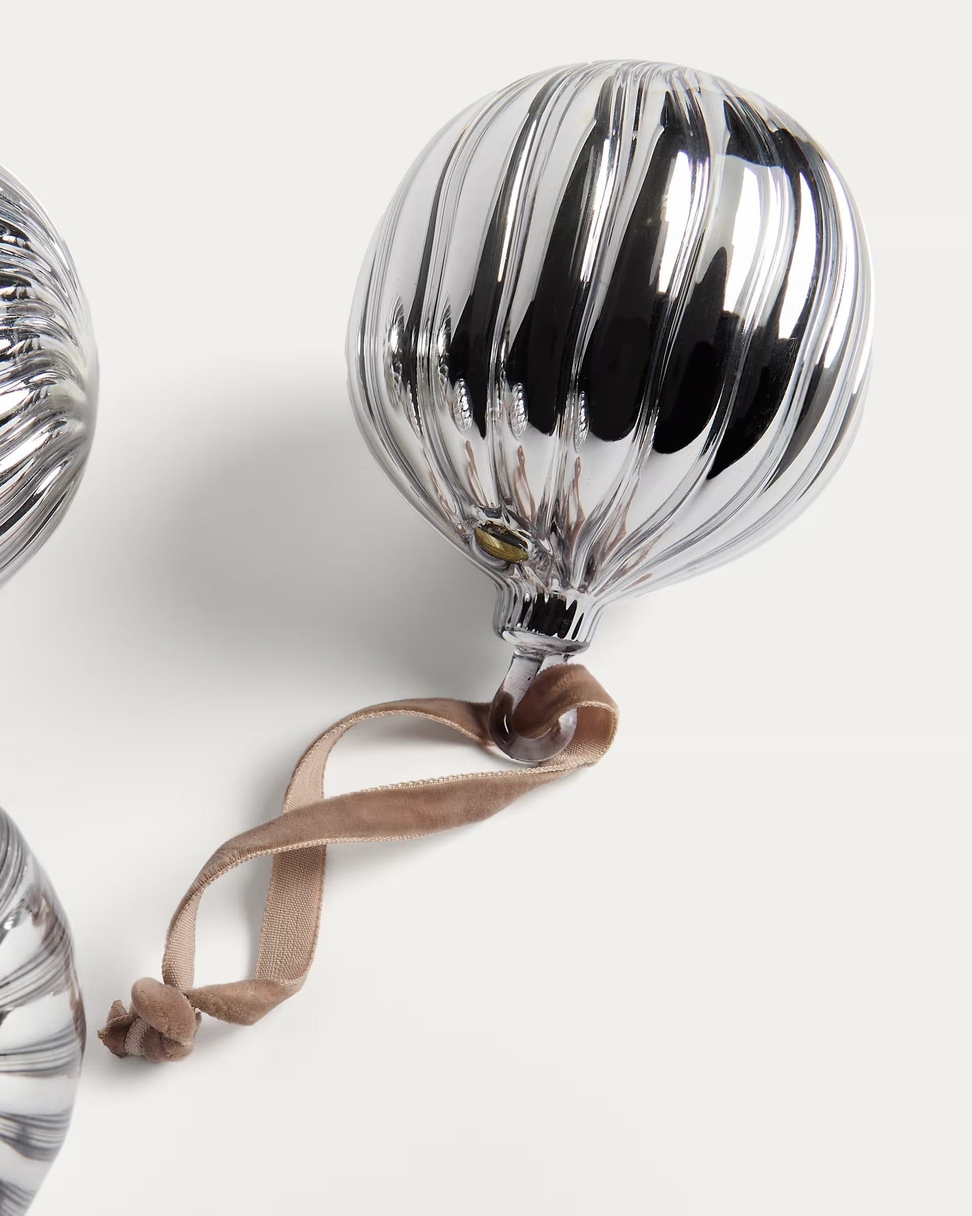 ORANEL silver Christmas ornament set