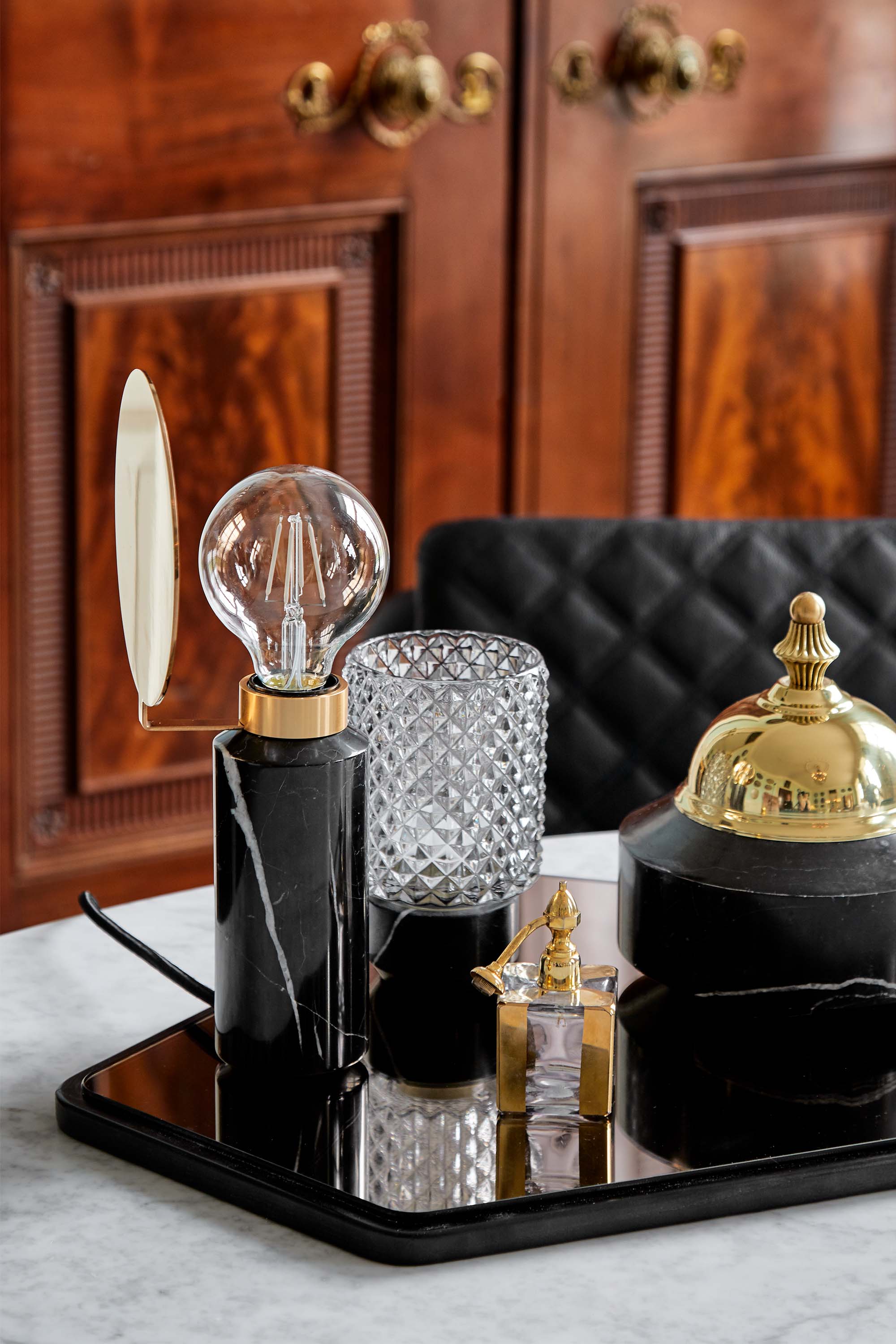 Table lamp BLINDSPOT brown marble with brass finish [Amelia]