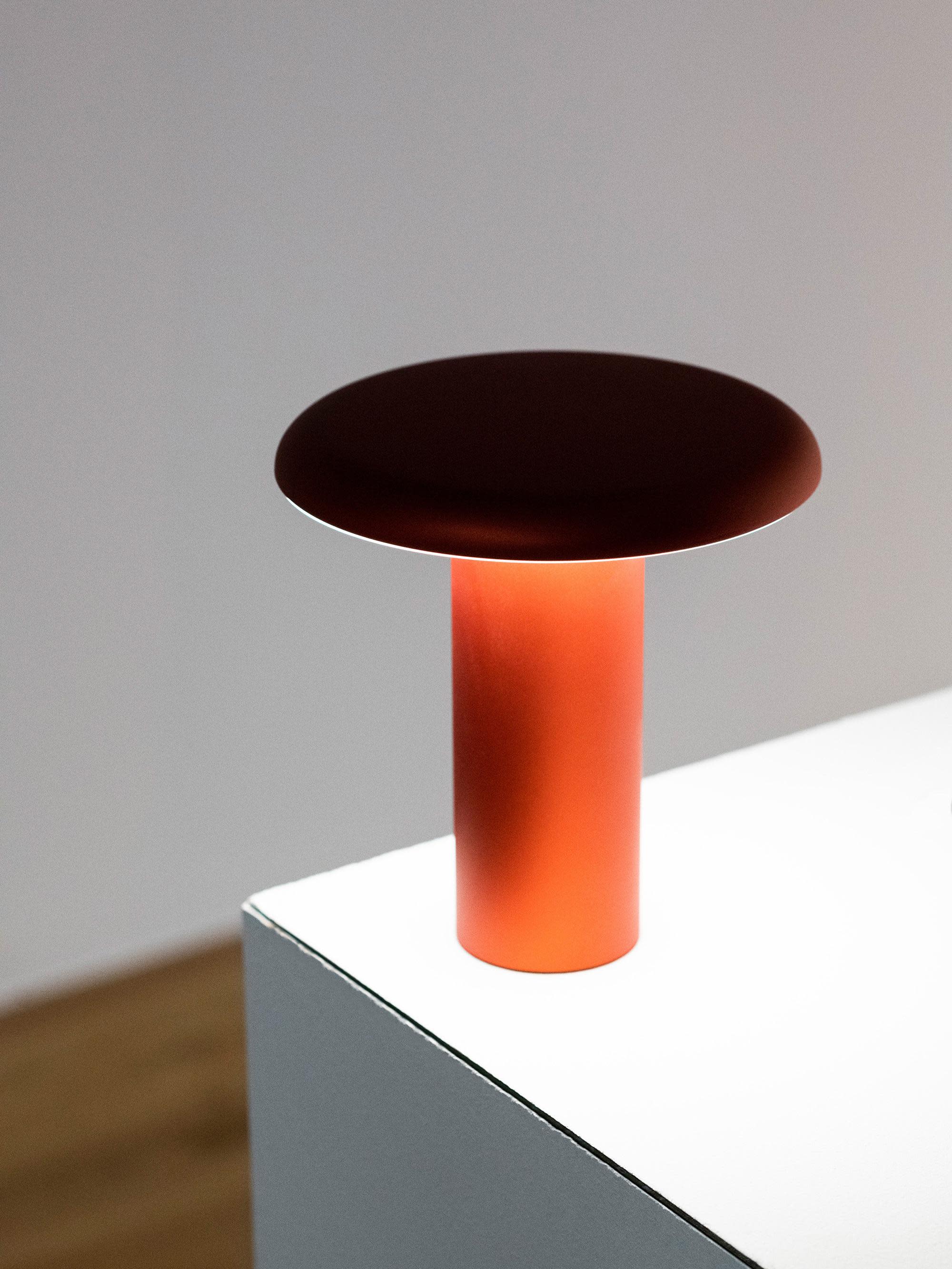 Portable Lamp TAKKU anodized red