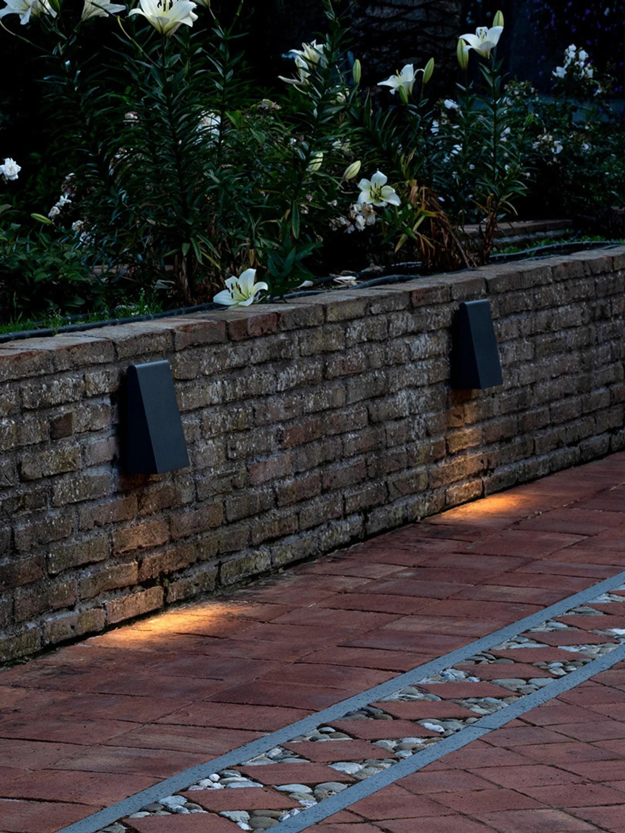 Outdoor wall lamp CUNEO in anthracite