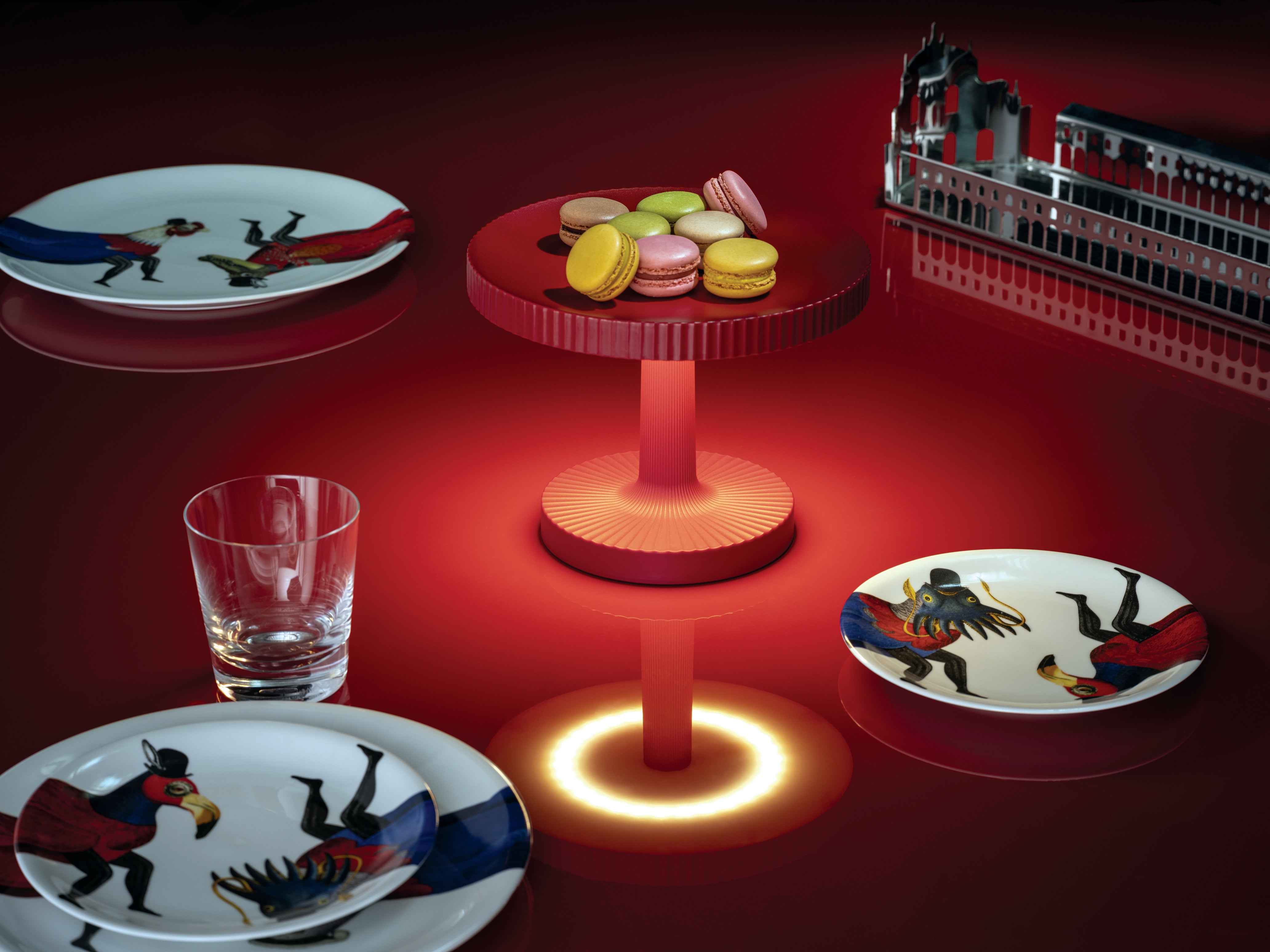 Welcome portable lamp red