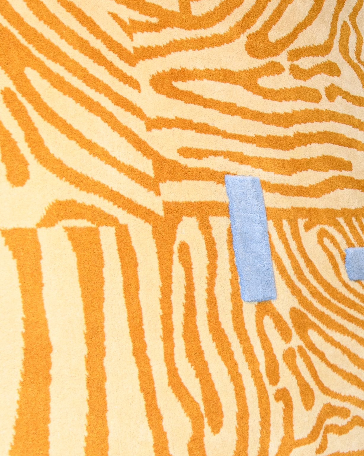 Asymmetrical decorative rug PATCH orange