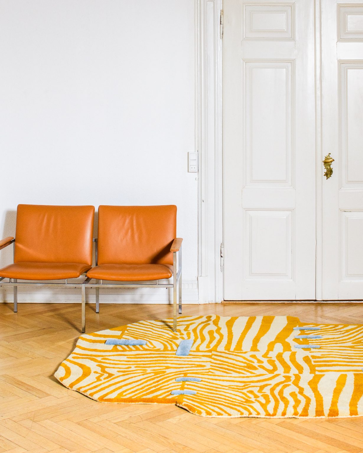 Asymmetrical decorative rug PATCH orange