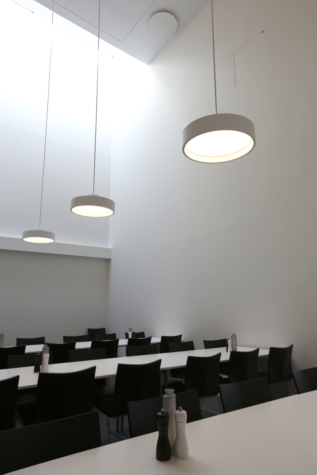 LP CIRCLE white pendant lamp