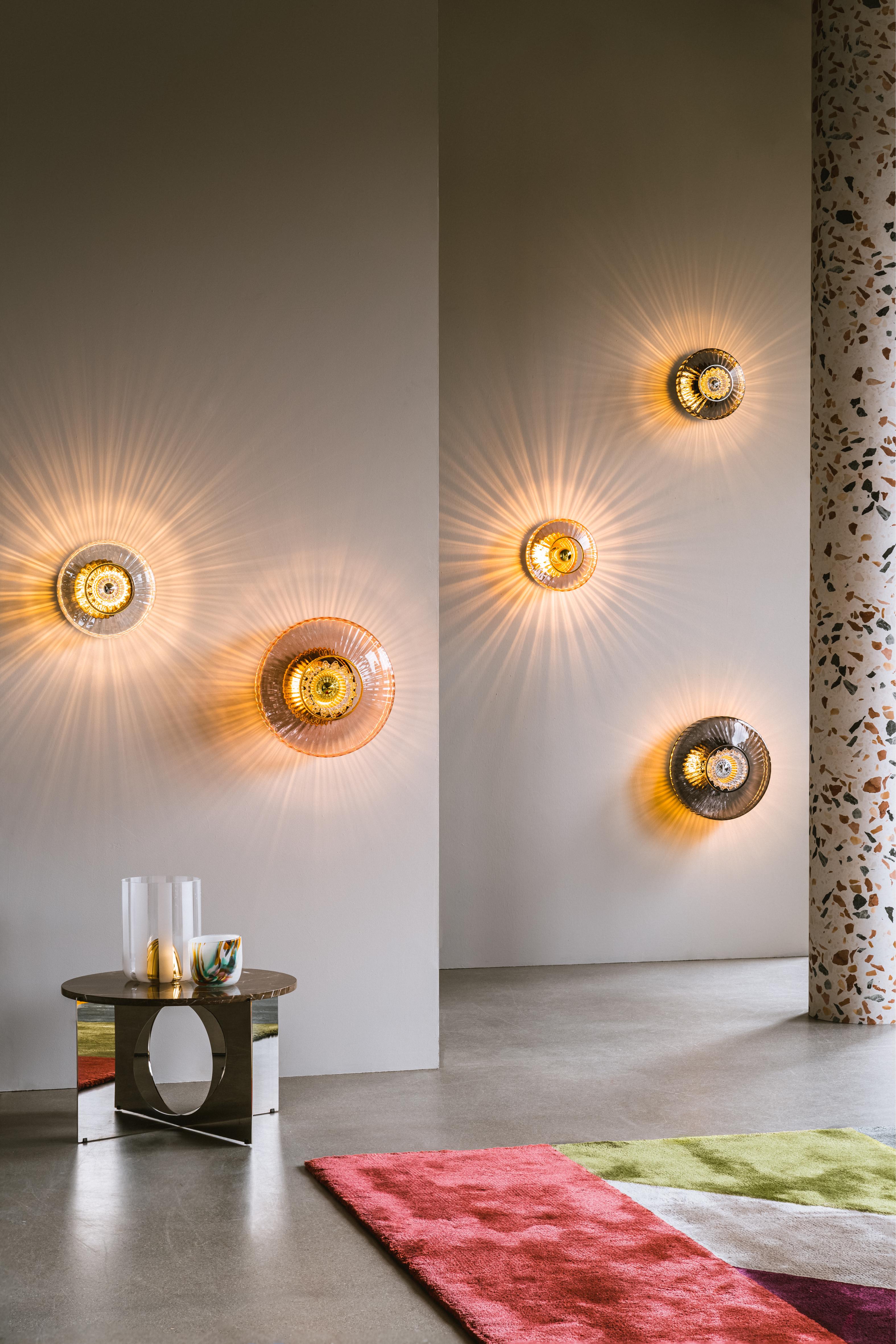 Wandleuchte NEW WAVE OPTIC aus Glas