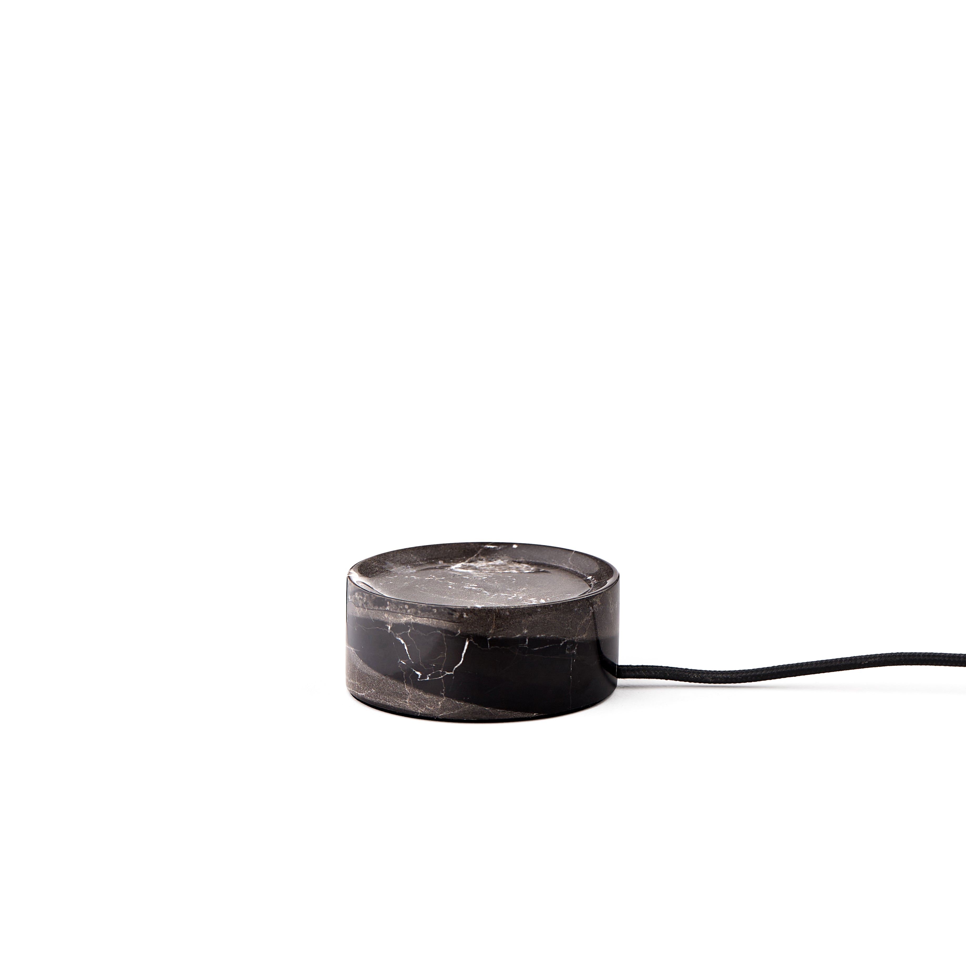 Tragbare Lampe TRIP grauer Marmor mit rauchigem Glas