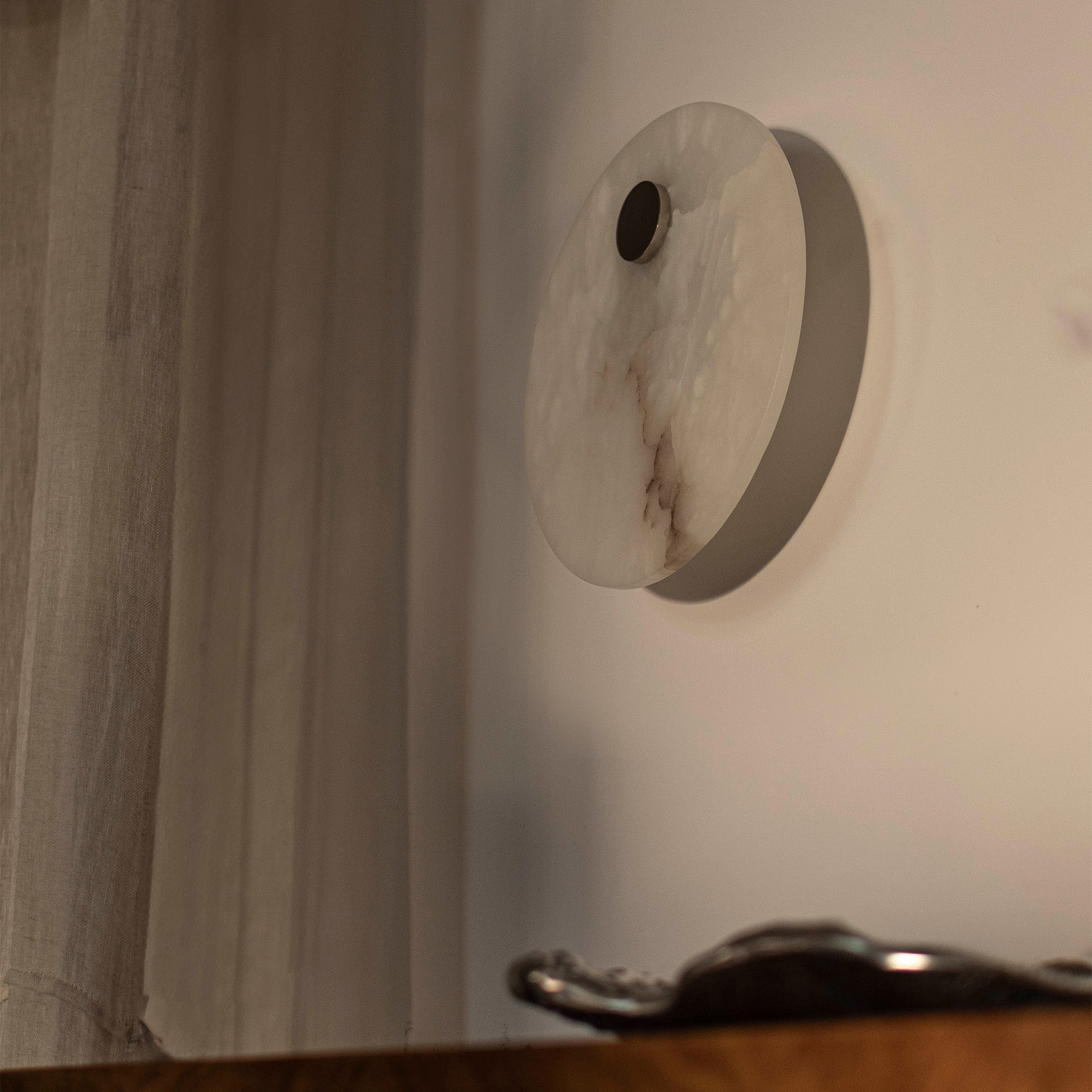 Alabaster wall lamp EOS nickel [Julia]