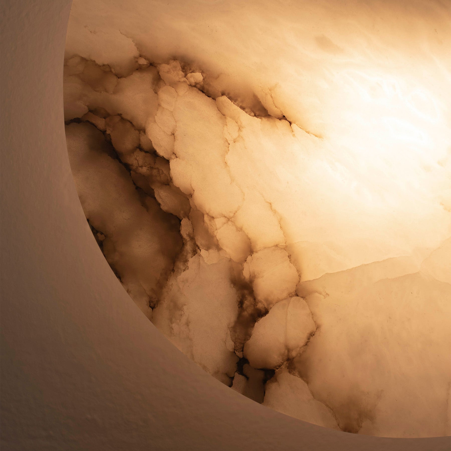 Alabaster wall lamp EOS brass [Julia]