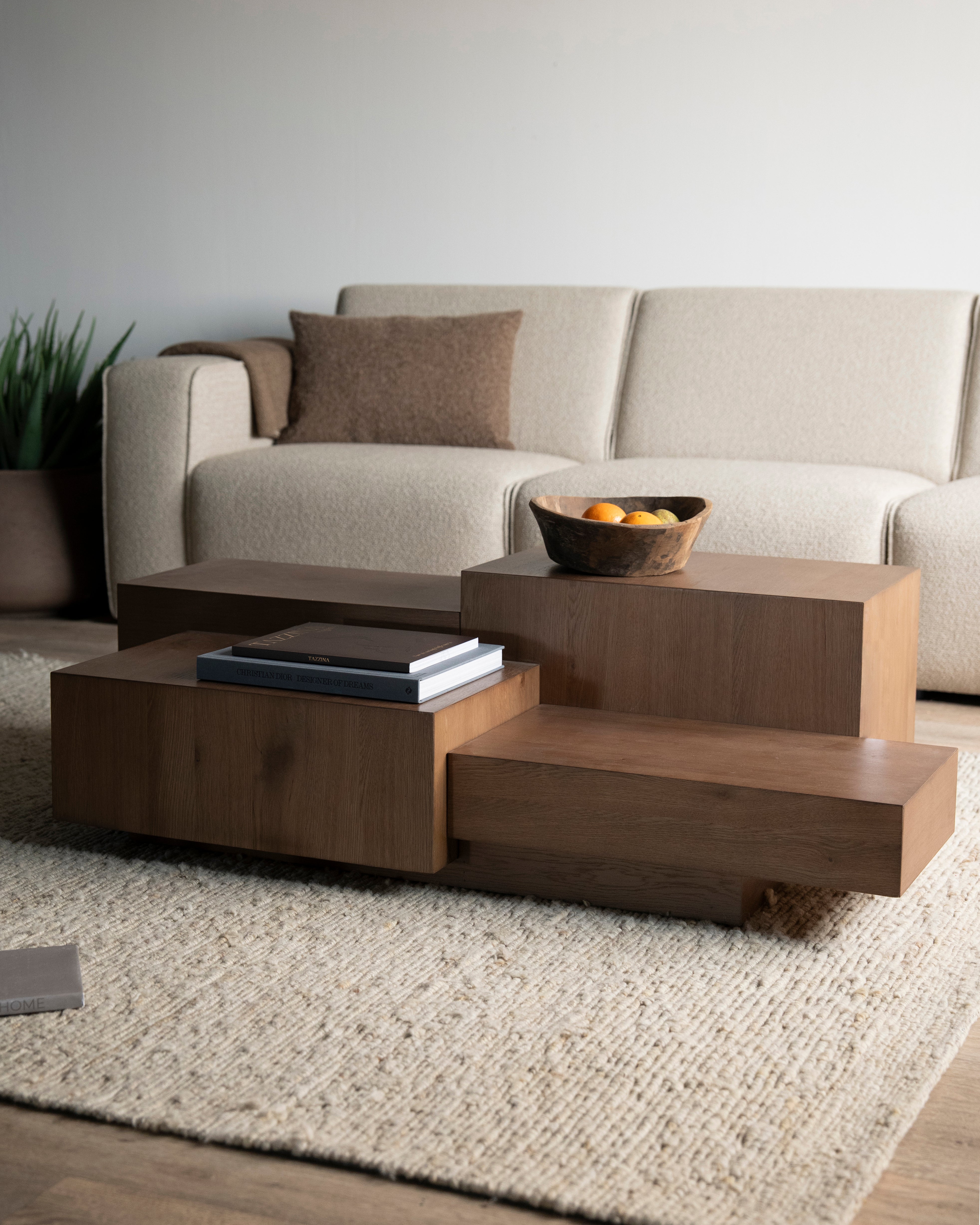 QUINTEN Dark Oak Veneer Coffee Table