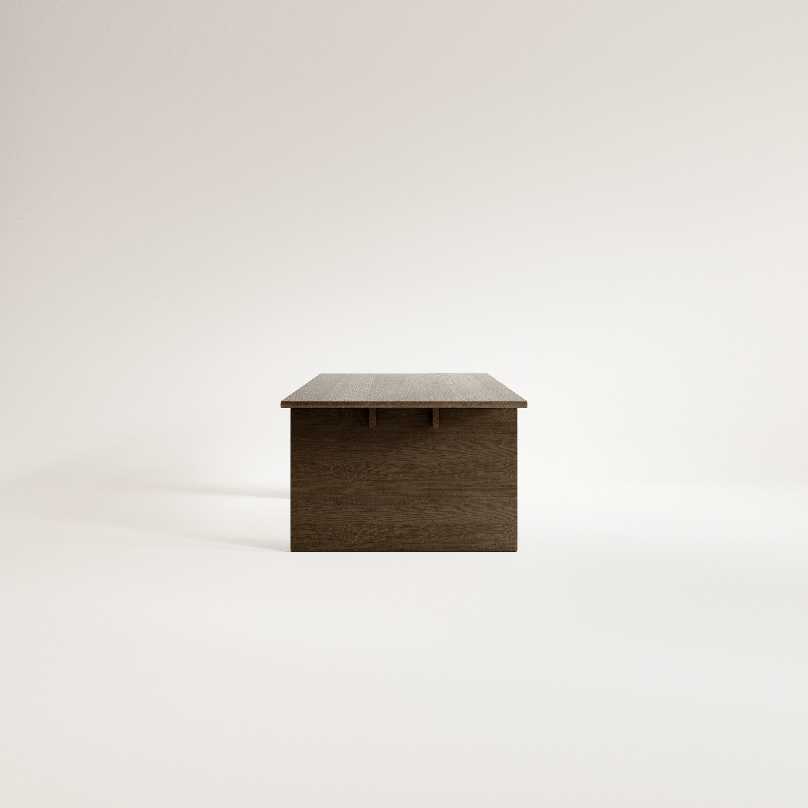 NOMEN oak veneer table