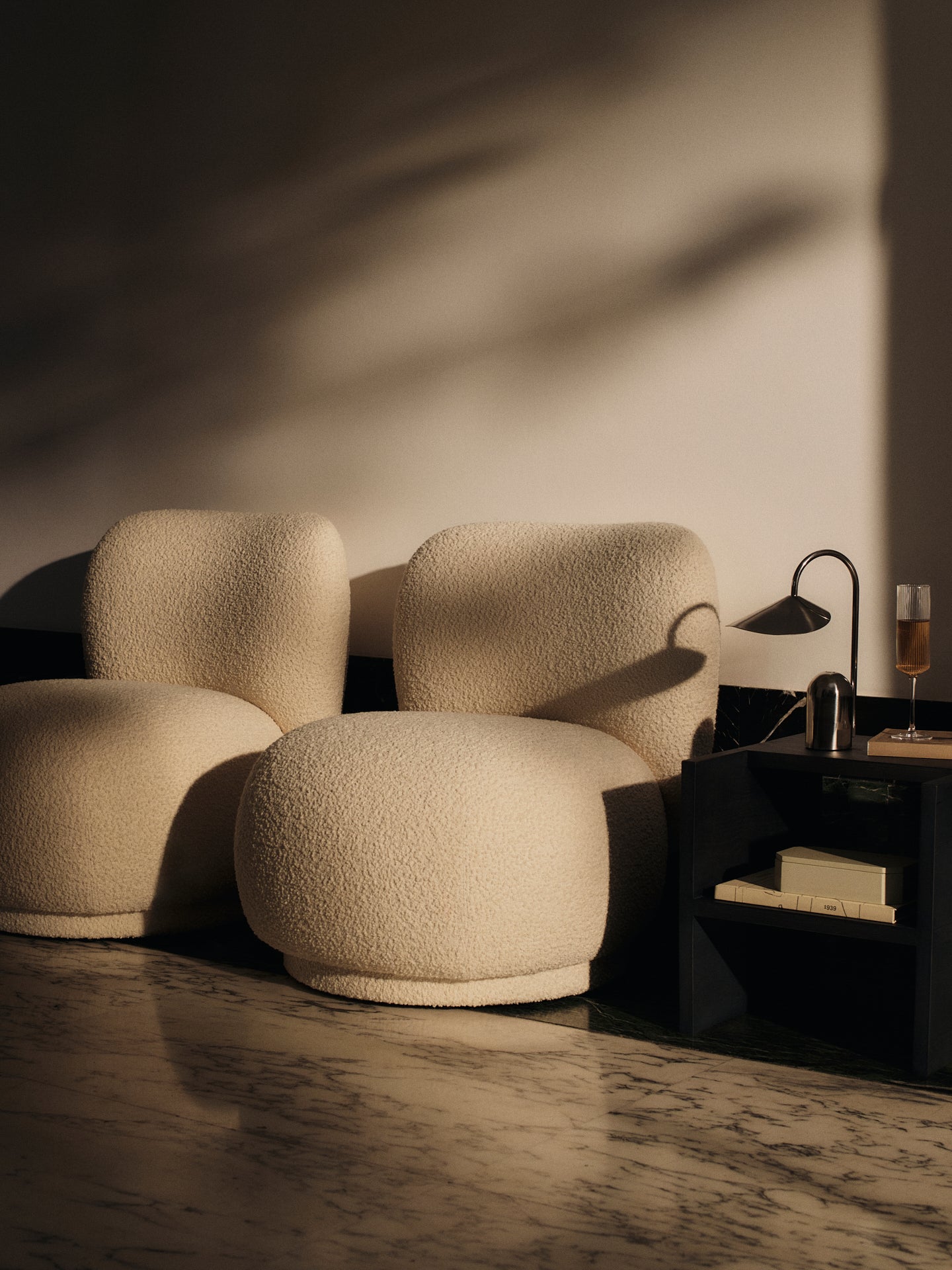 RICO PICCOLO LOUNGE Swivel Armchair Nordic Bouclé Broken White