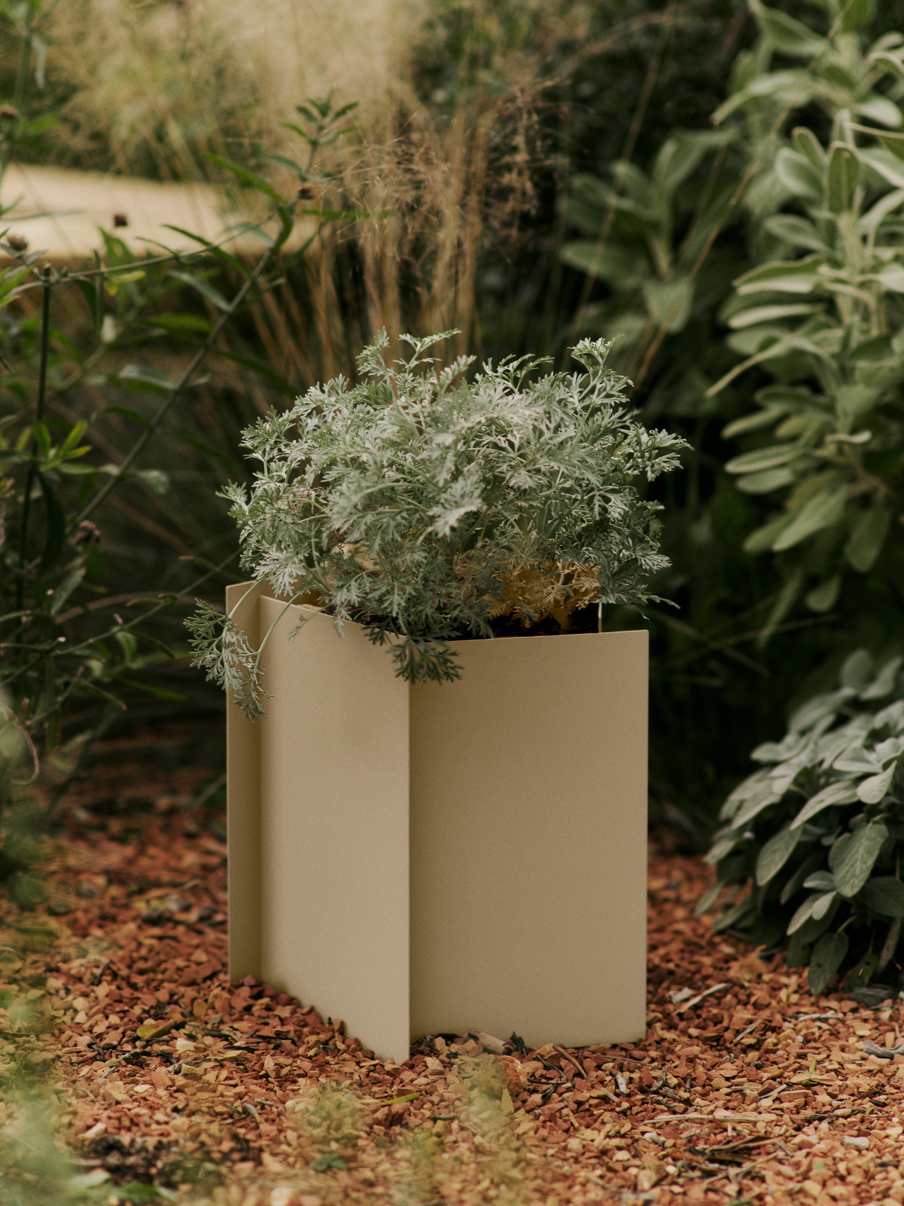Blumentopf FRAGMA beige