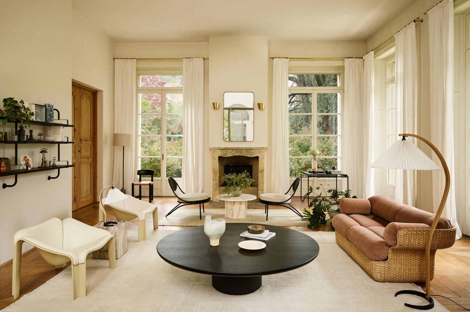 EPIC coffee table black steel
