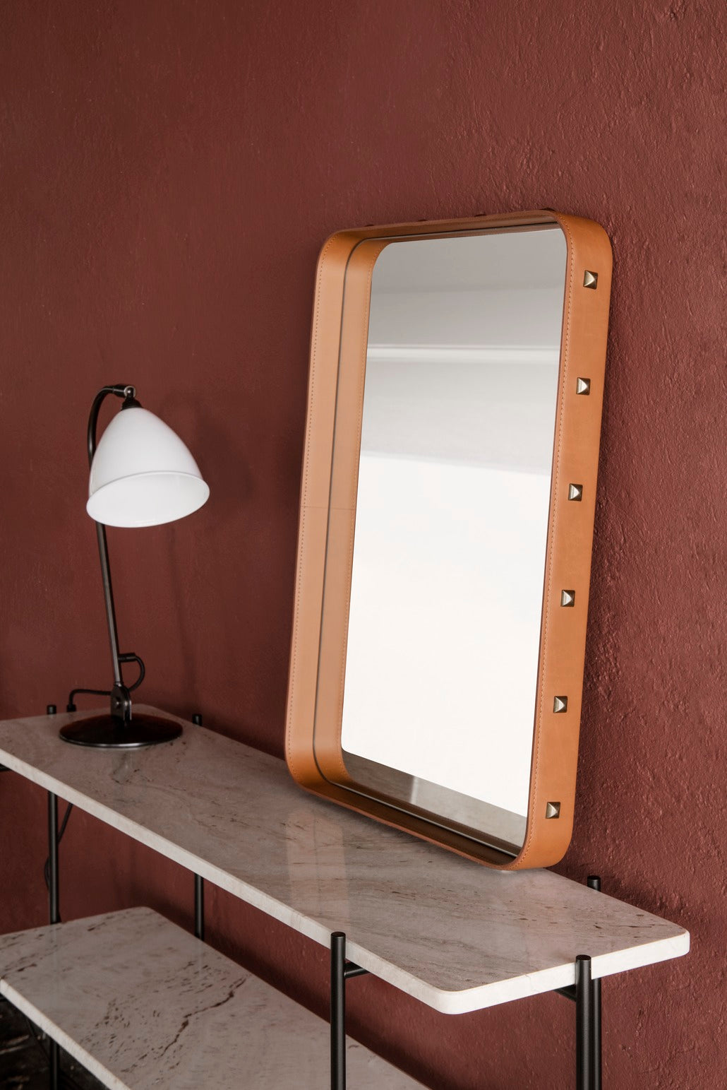 ADNET Mirror black leather