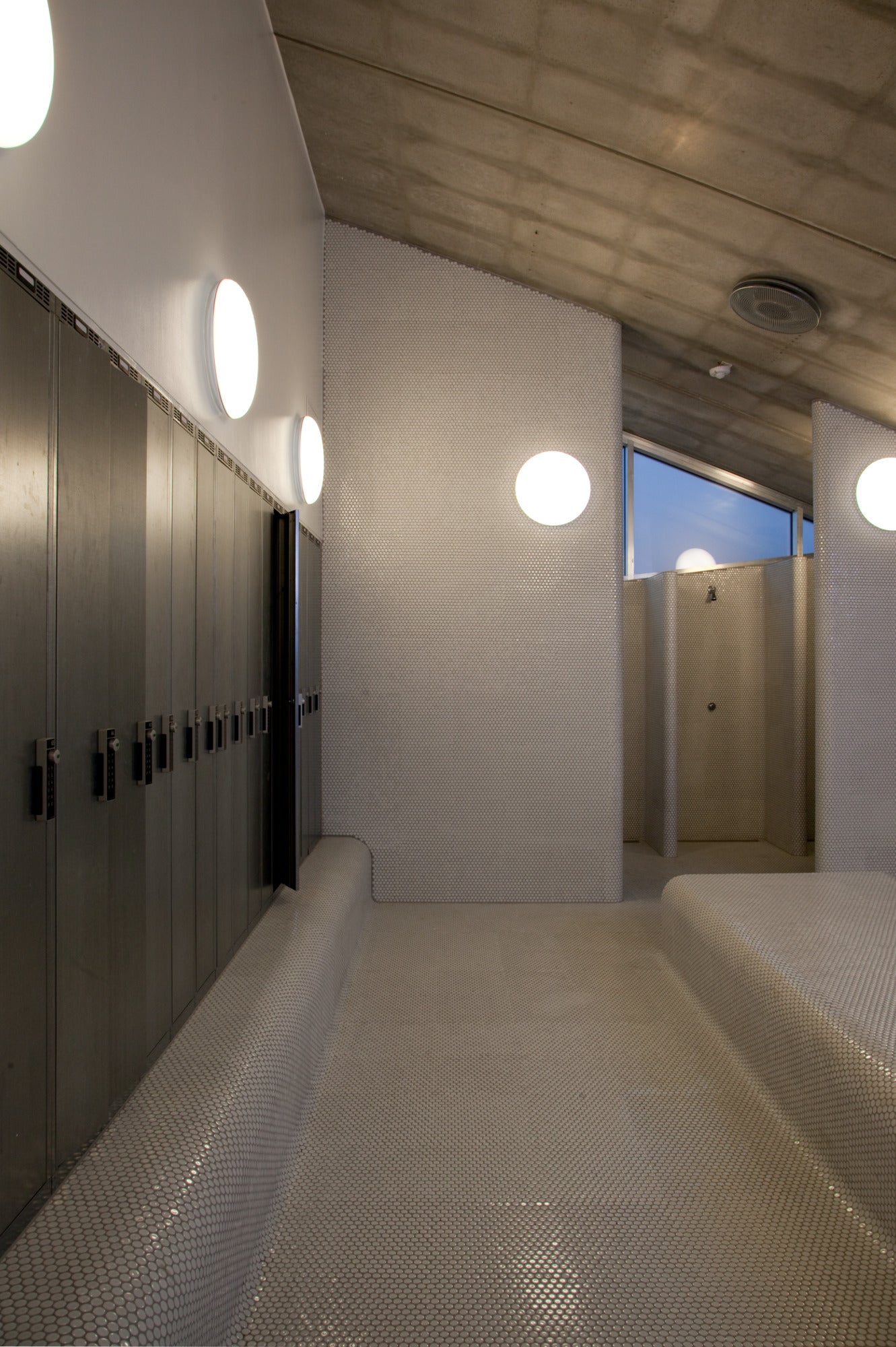 SILVERBACK opal ceiling light