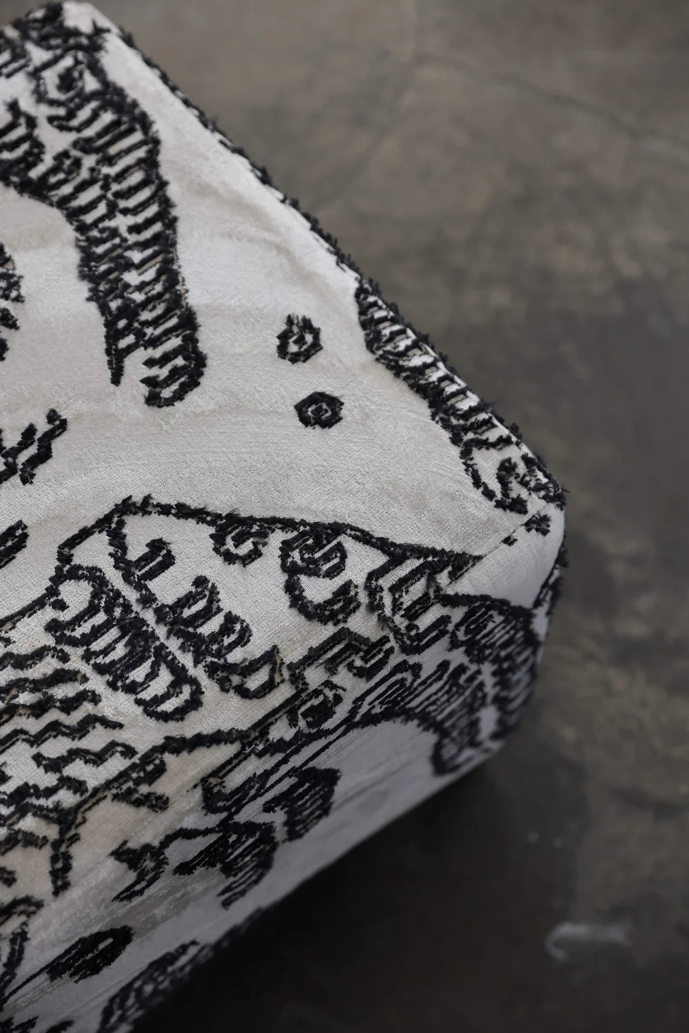 ARC SMALL upholstered pouf