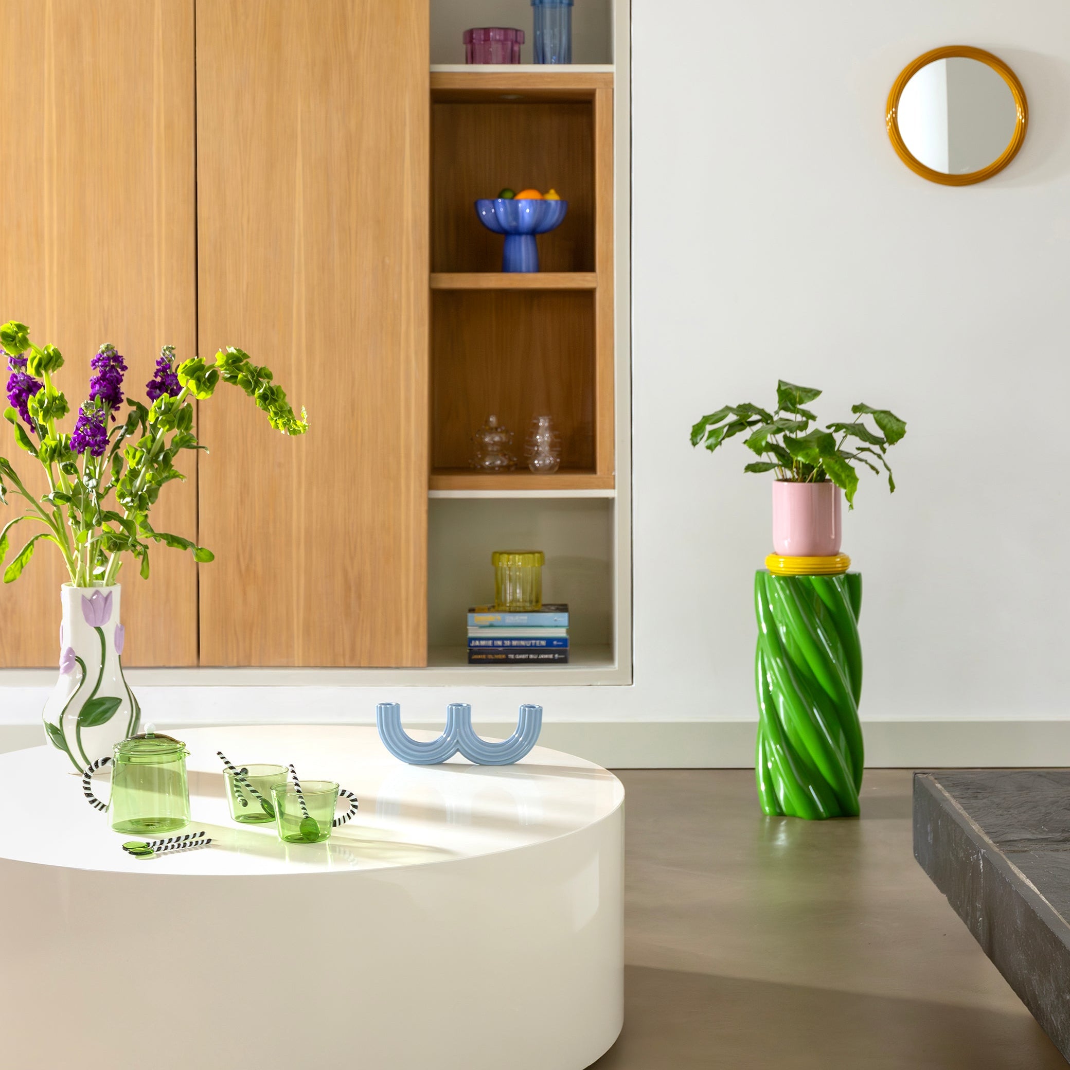 DUET Green Glasses Set with Black and White Handle