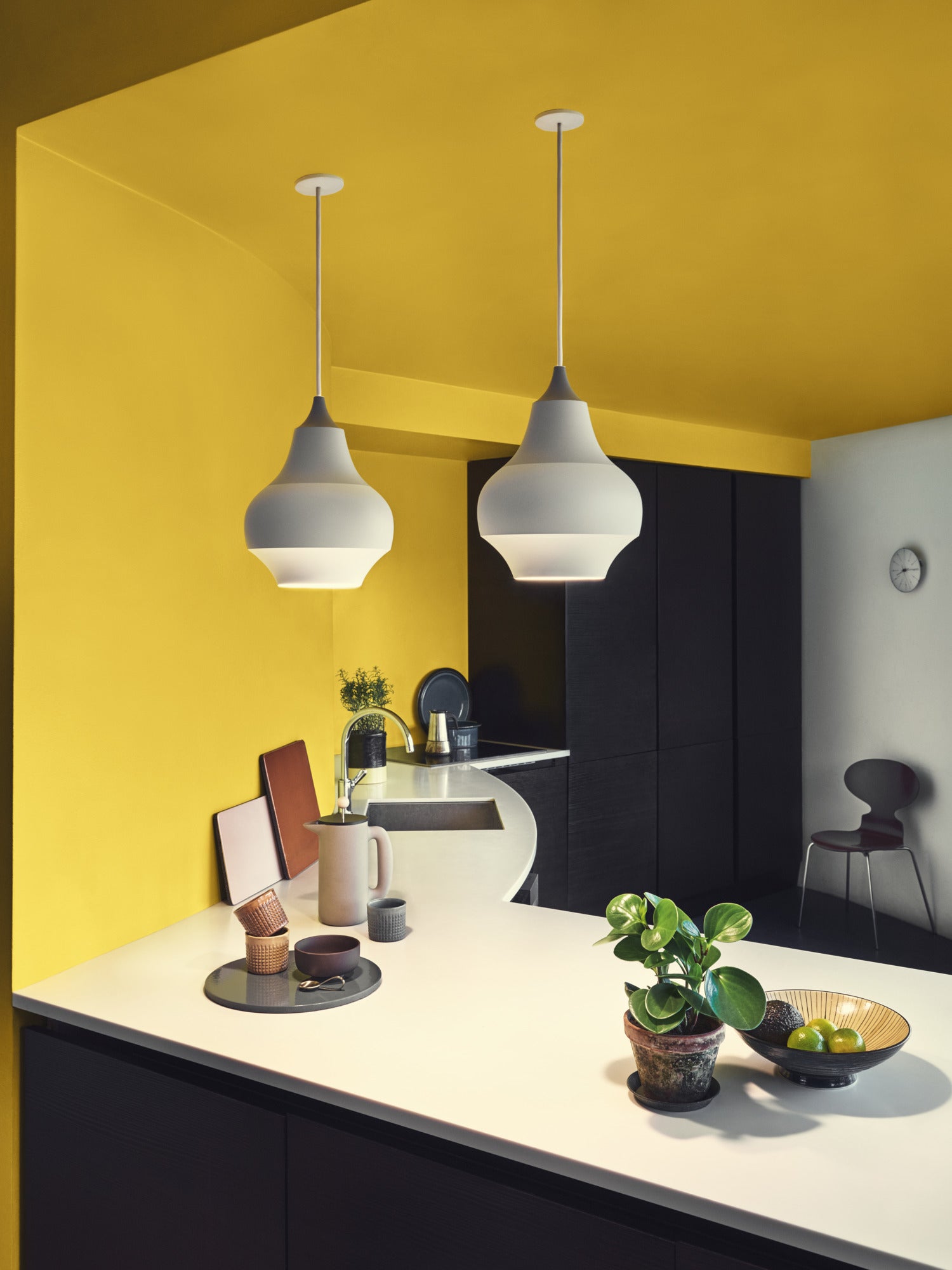 Pendelleuchte CIRQUE weiß mit grauem Ende