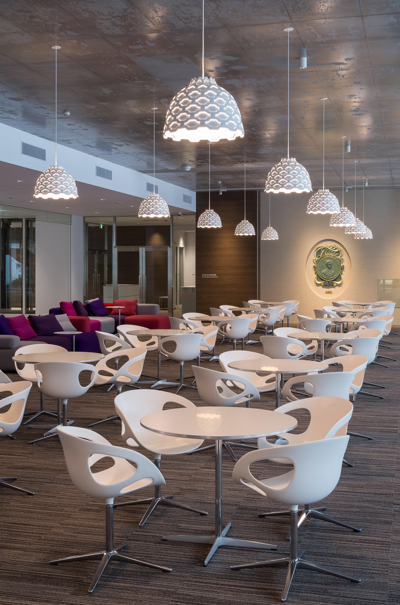 LC SHUTTERS white pendant lamp