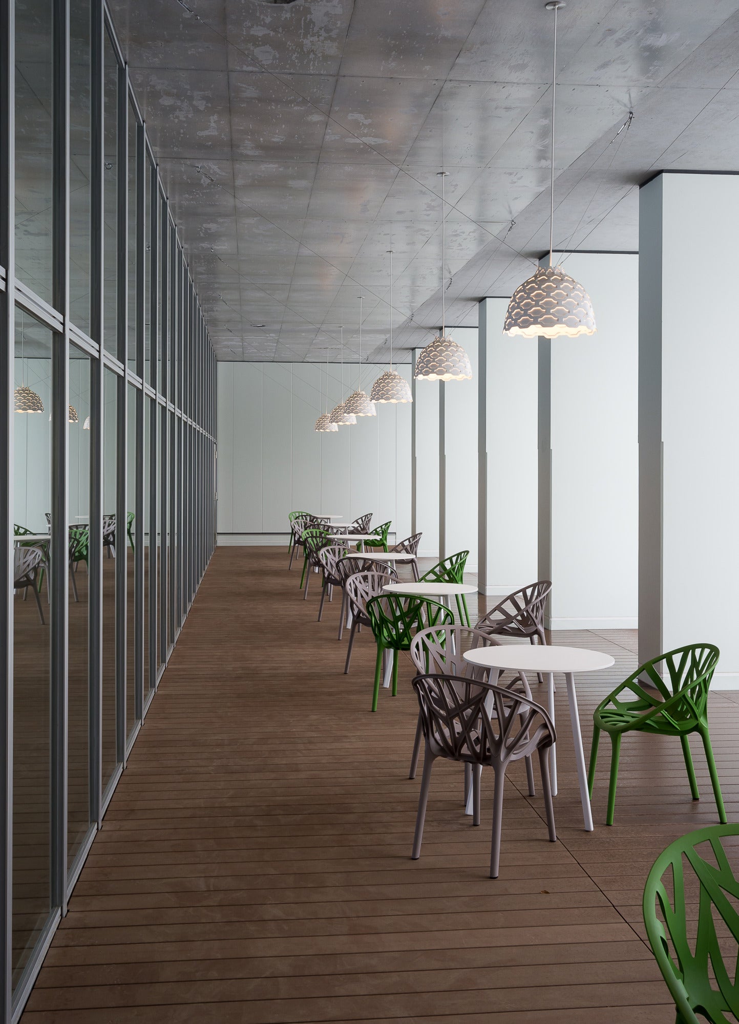 LC SHUTTERS white pendant lamp