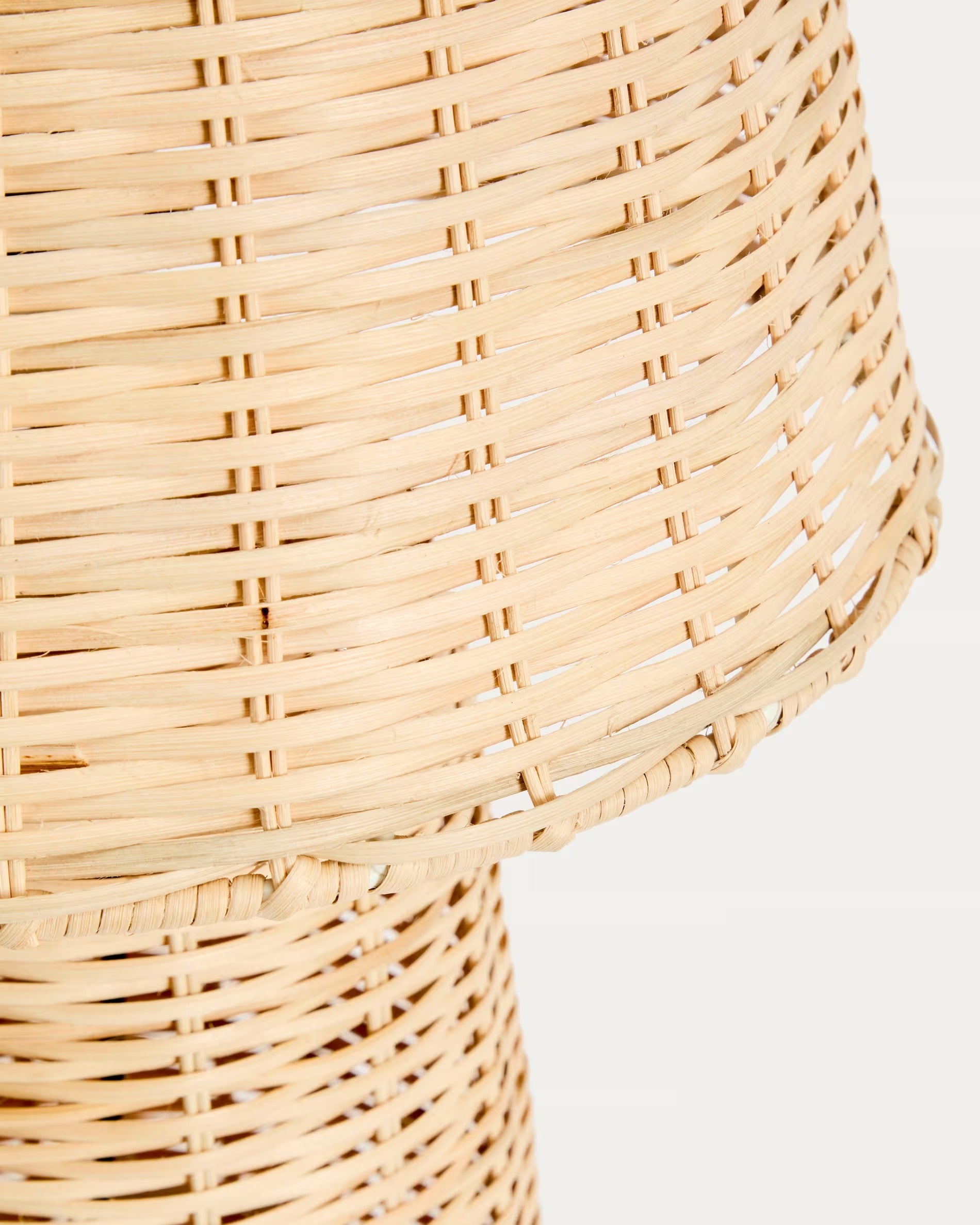Lampa stołowa NEUDA rattan