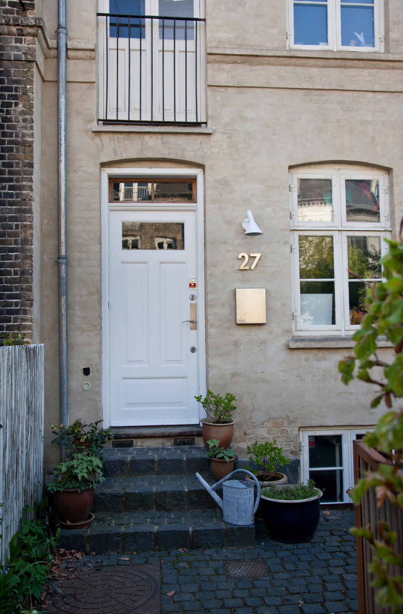 Lampa ścienna zewnętrzna AJ 50 biały