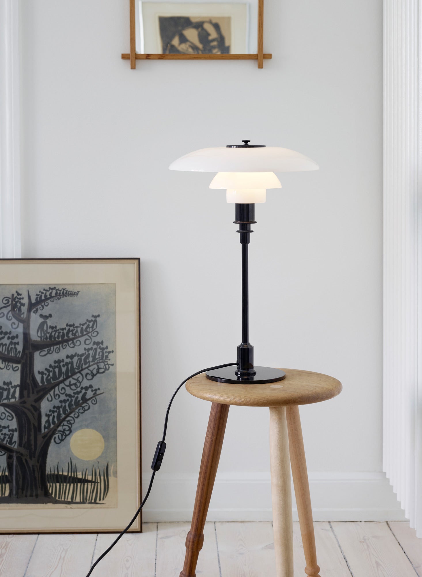 PH 3/2 table lamp white with black base