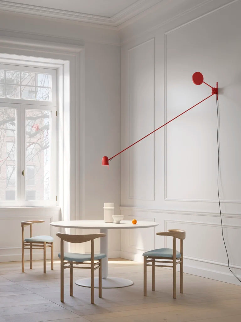 Counterbalance wall lamp black